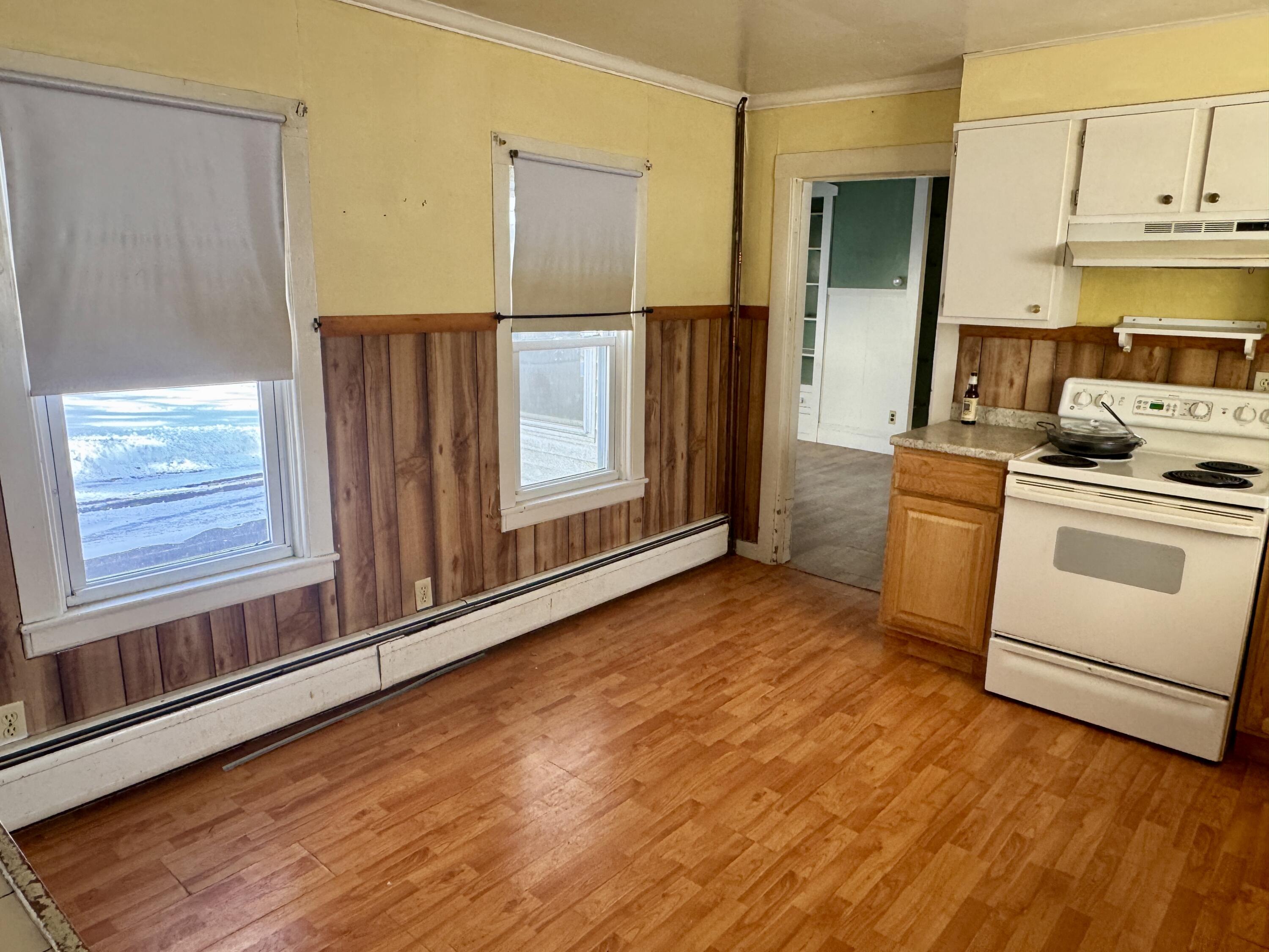 33 Third Street Property Photo 8