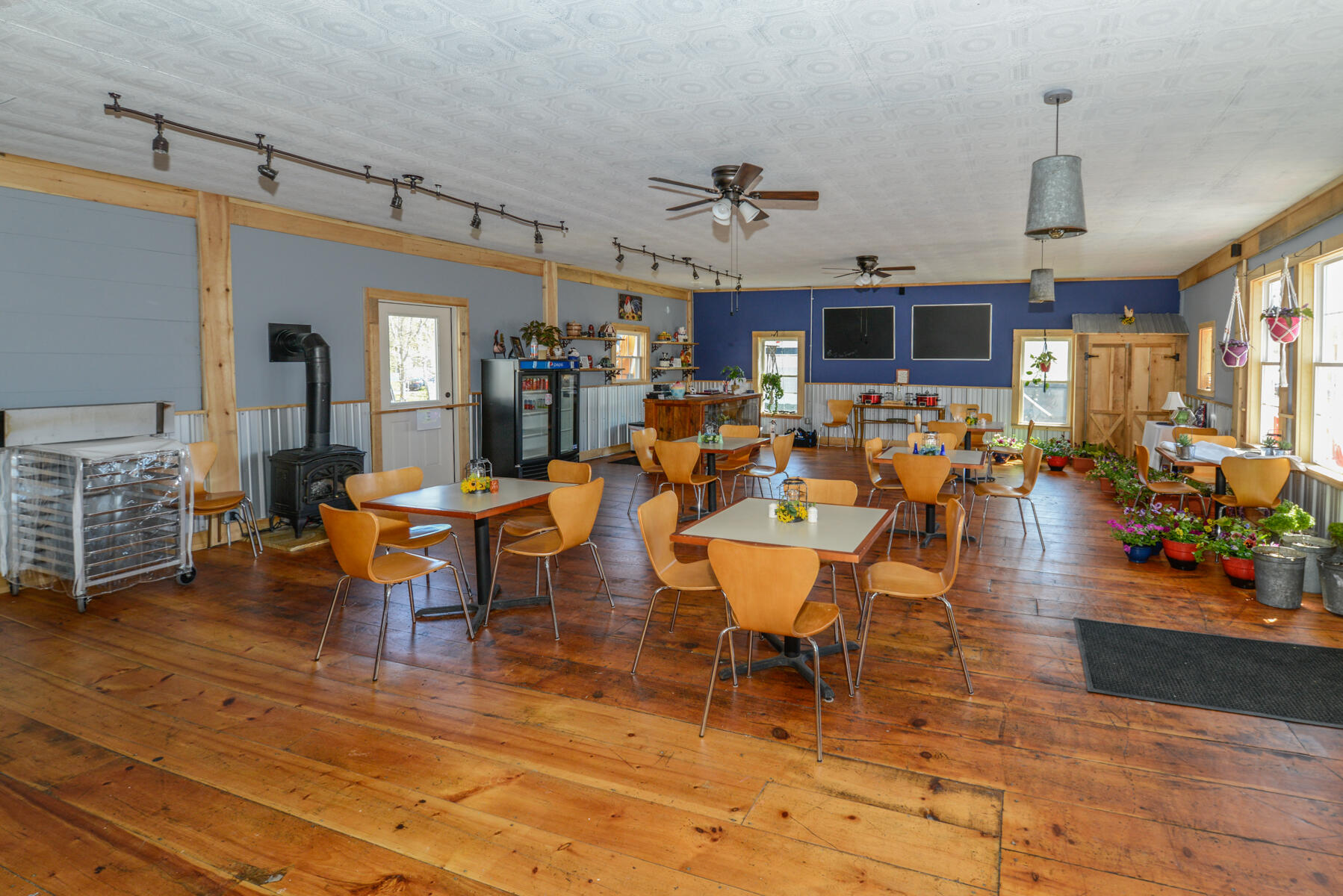 679 Roosevelt Trail Property Photo 37