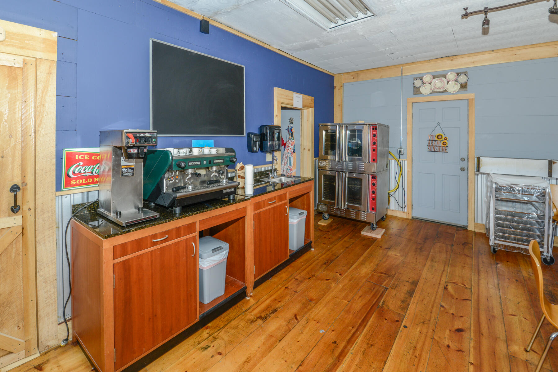 679 Roosevelt Trail Property Photo 40