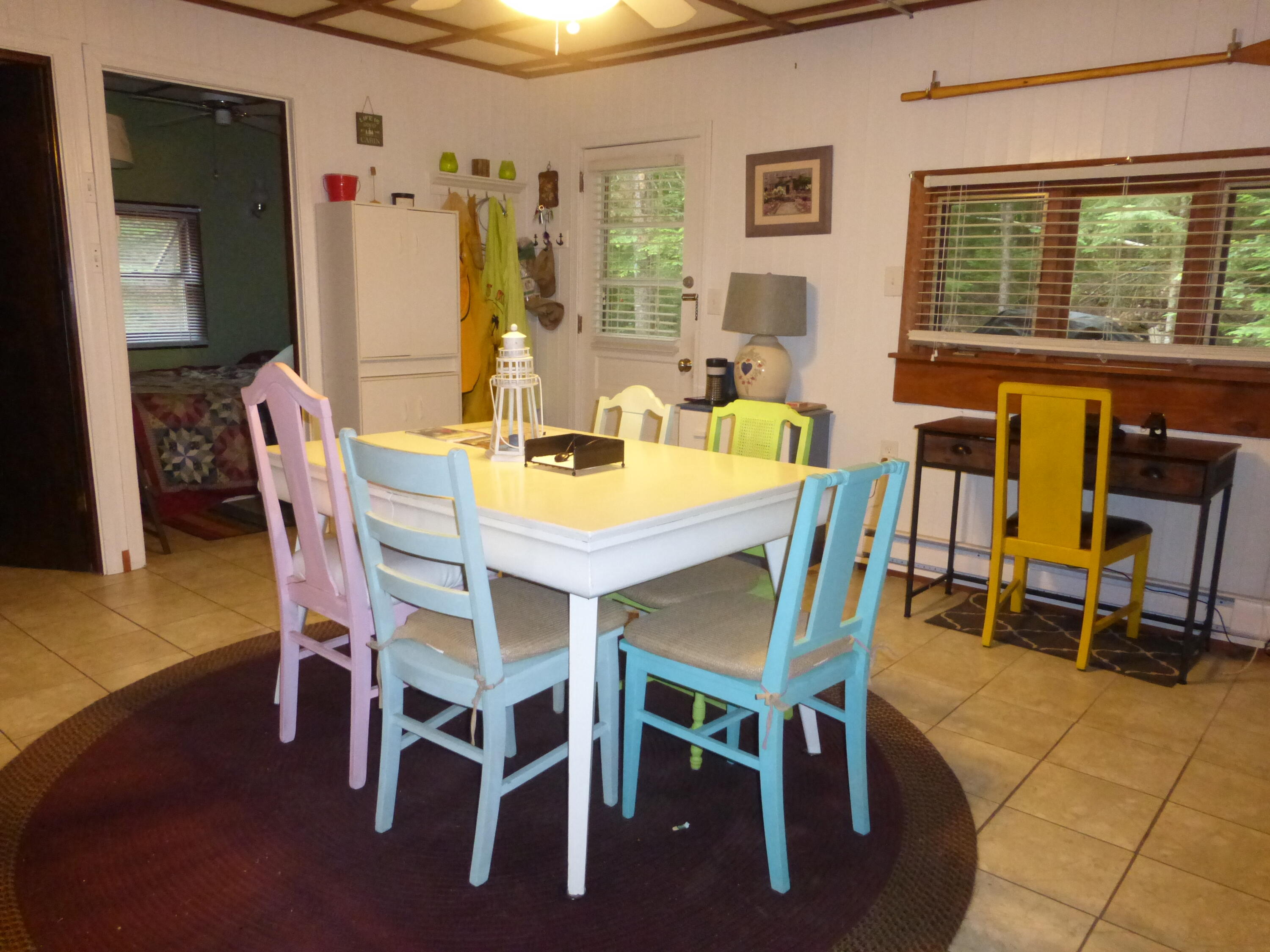 9 Roberts Lane Property Photo 3