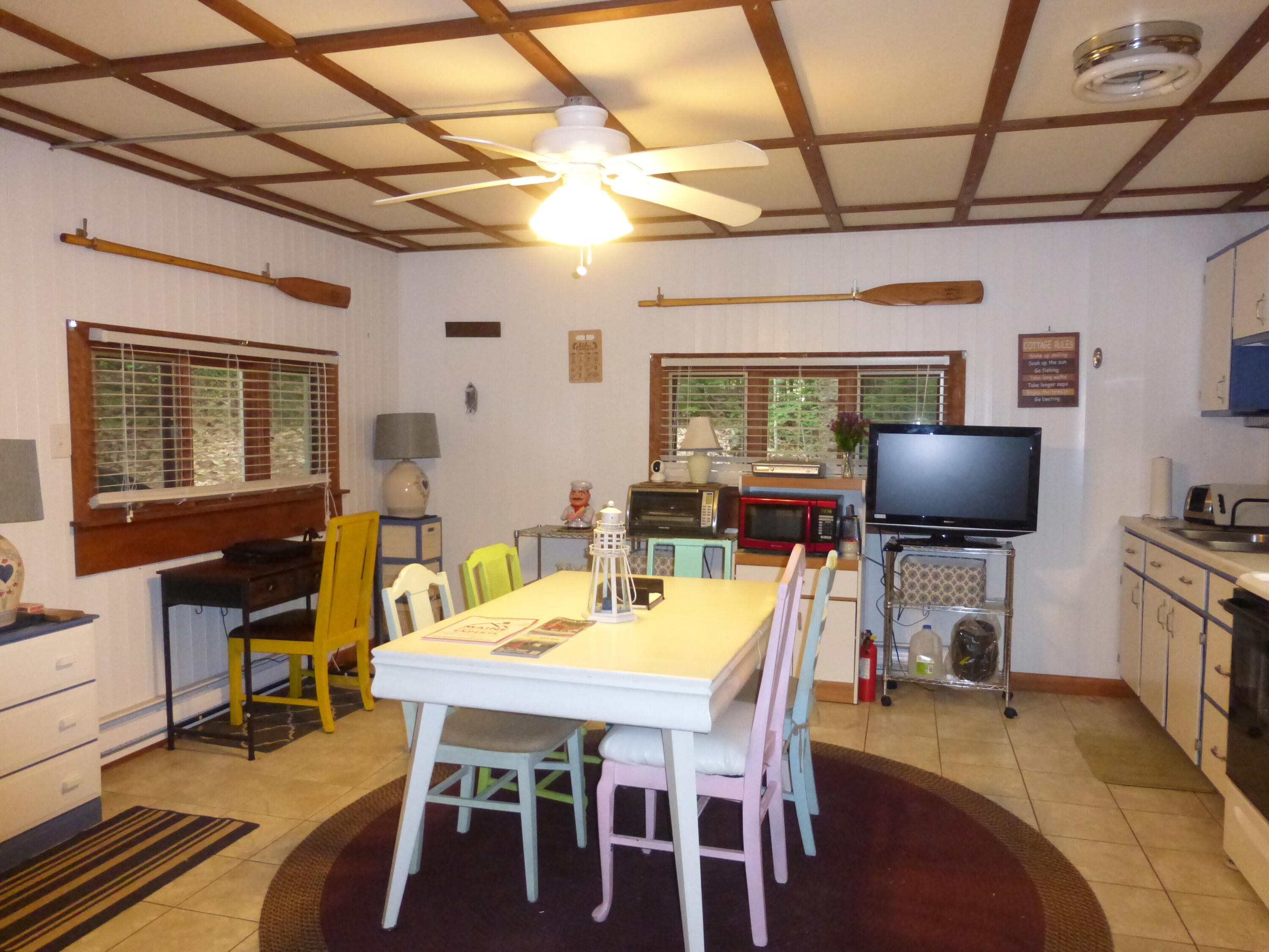 9 Roberts Lane Property Photo 5