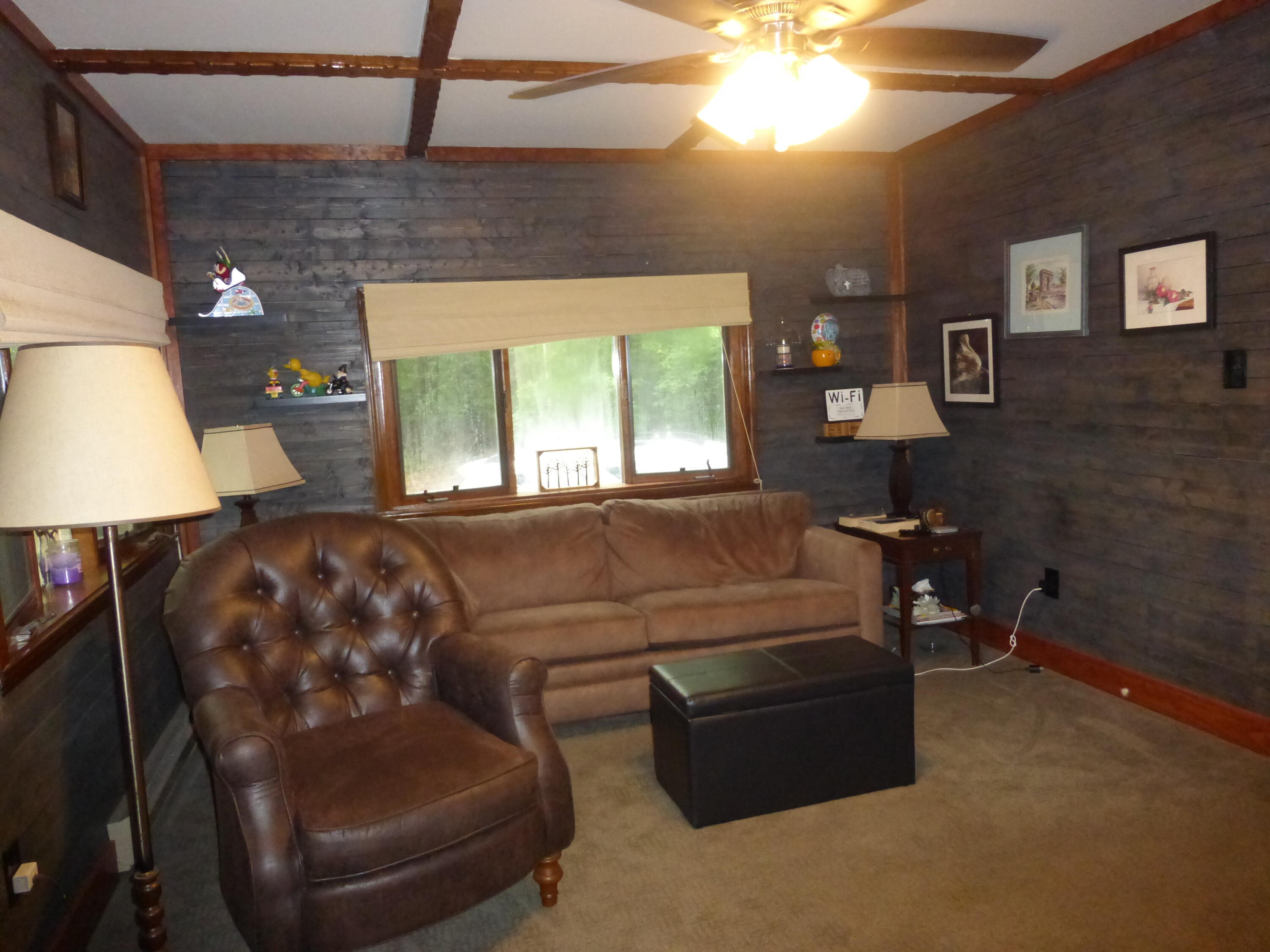 9 Roberts Lane Property Photo 8