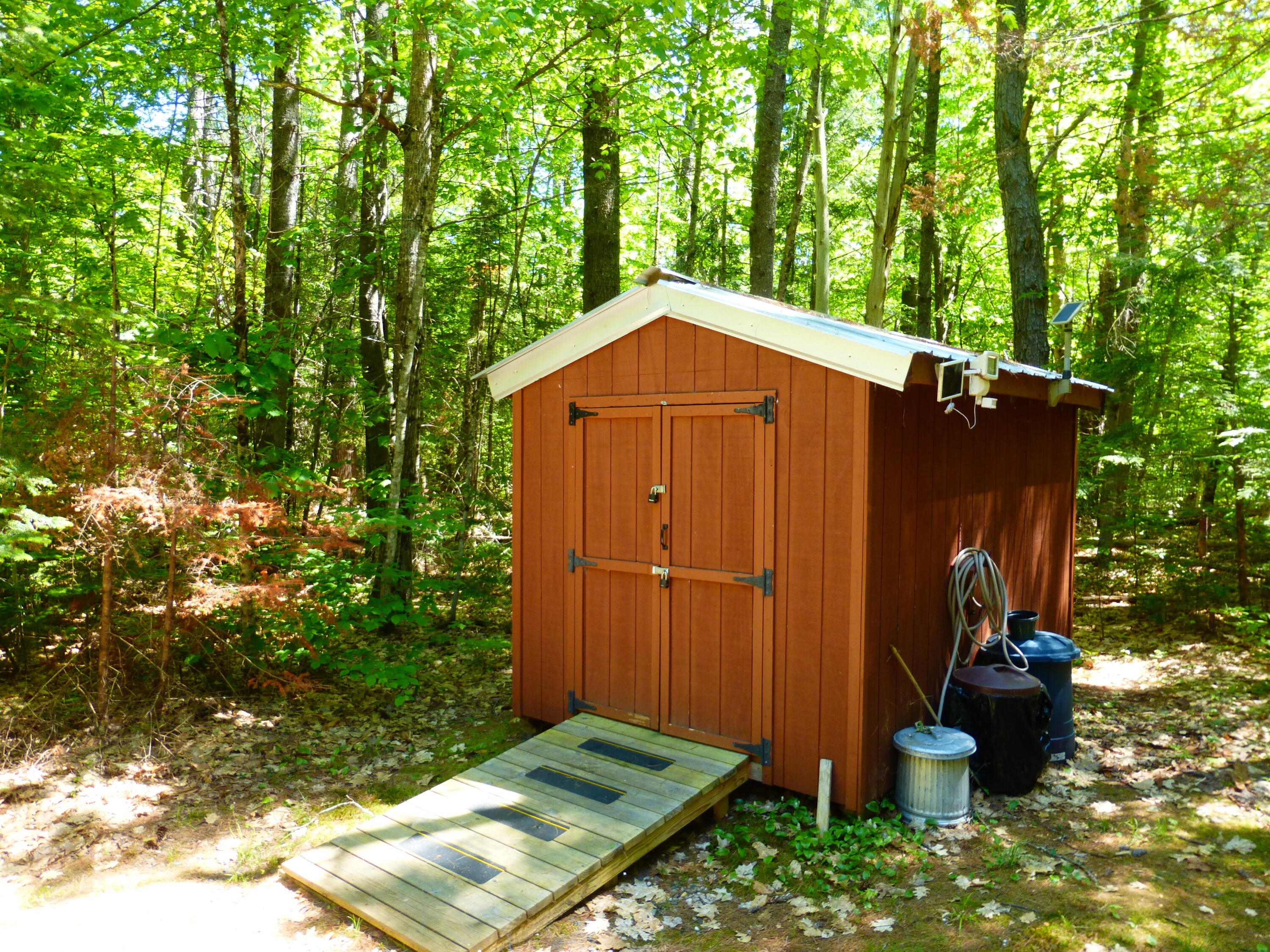 9 Roberts Lane Property Photo 13