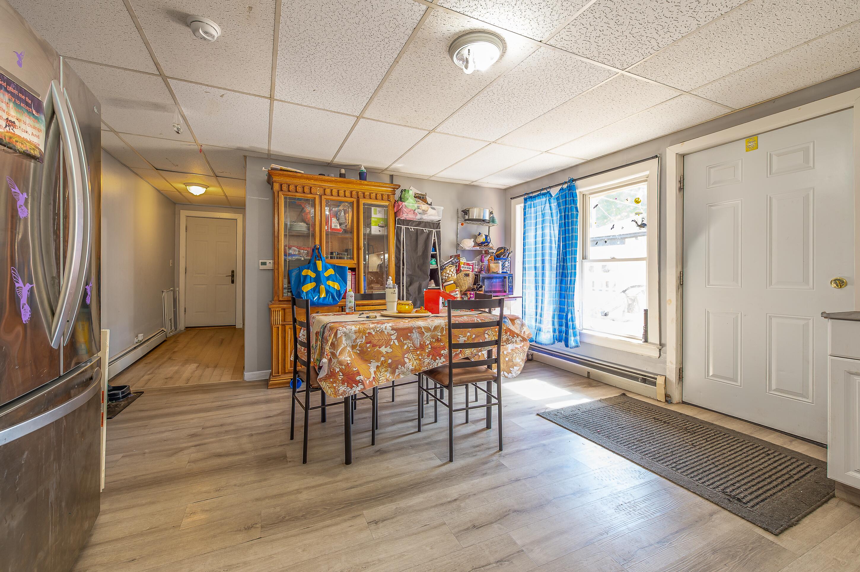 6 Dix Avenue Property Photo 4