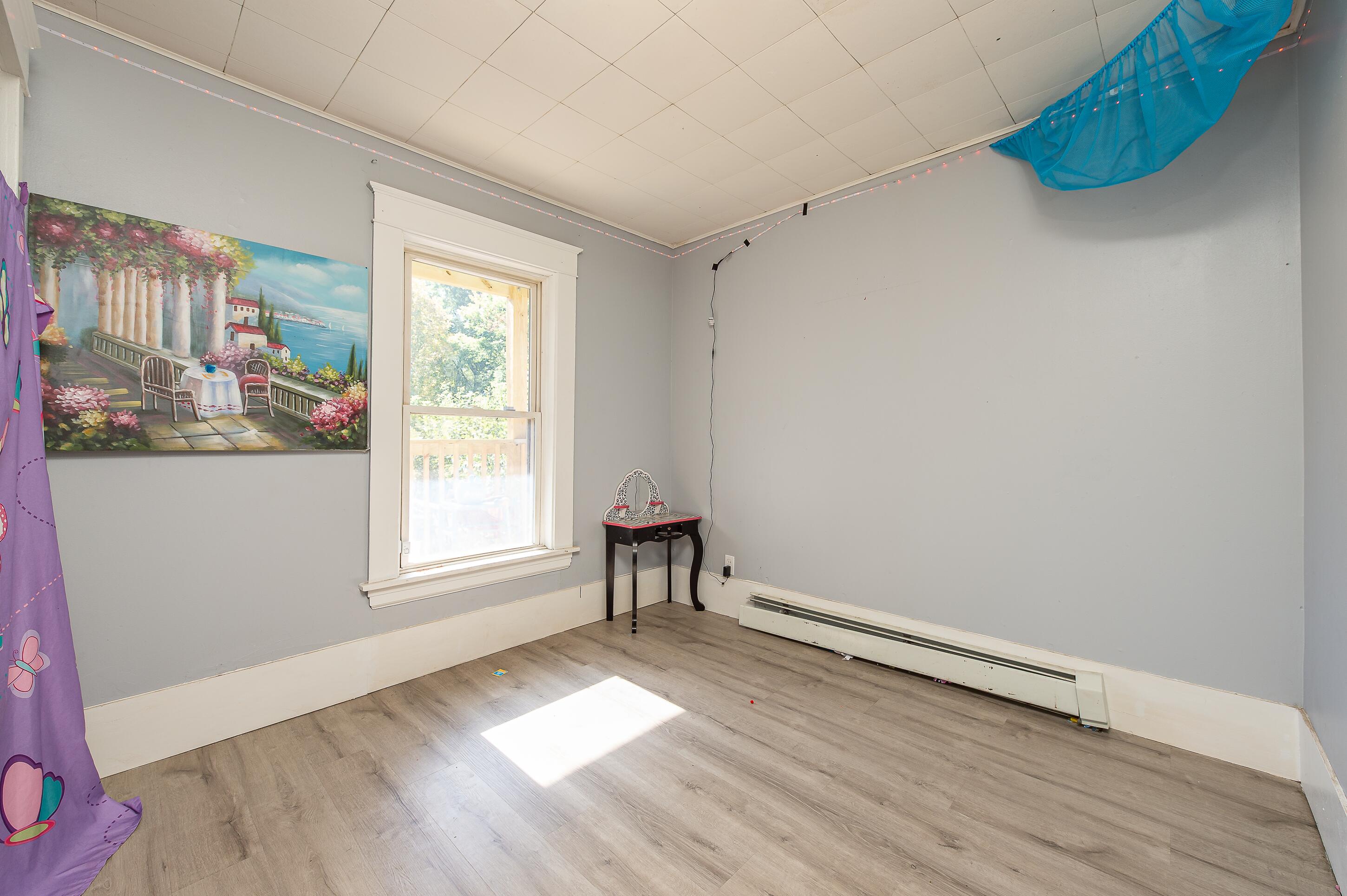 6 Dix Avenue Property Photo 5