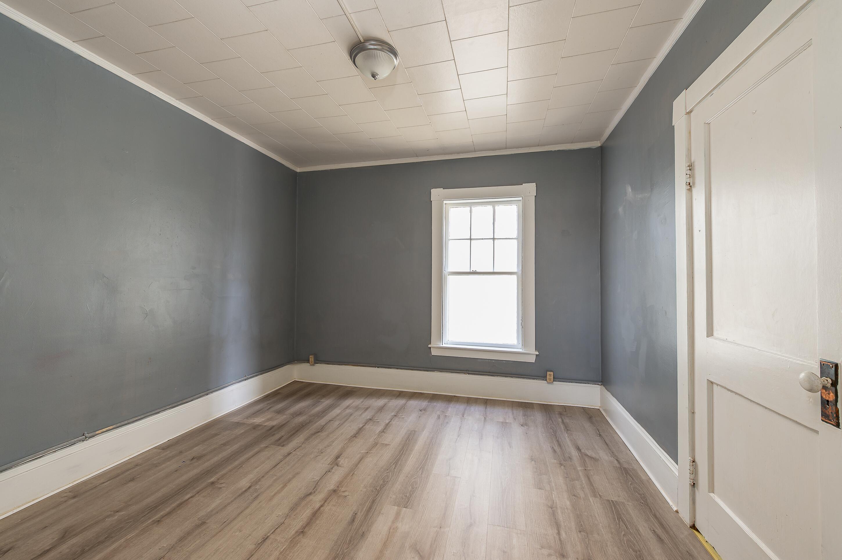 6 Various Addresses Property Photo 11