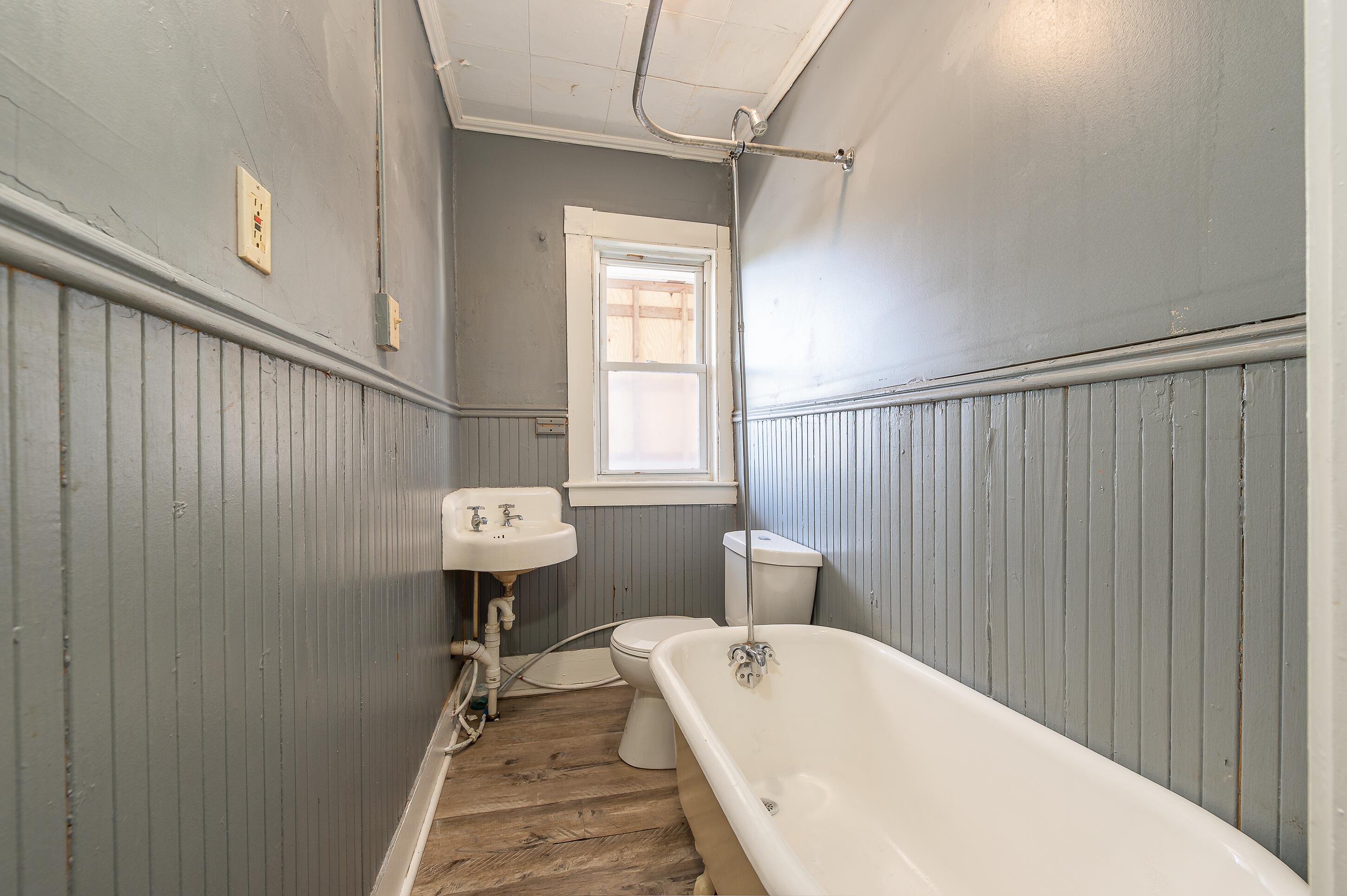 6 Various Addresses Property Photo 12