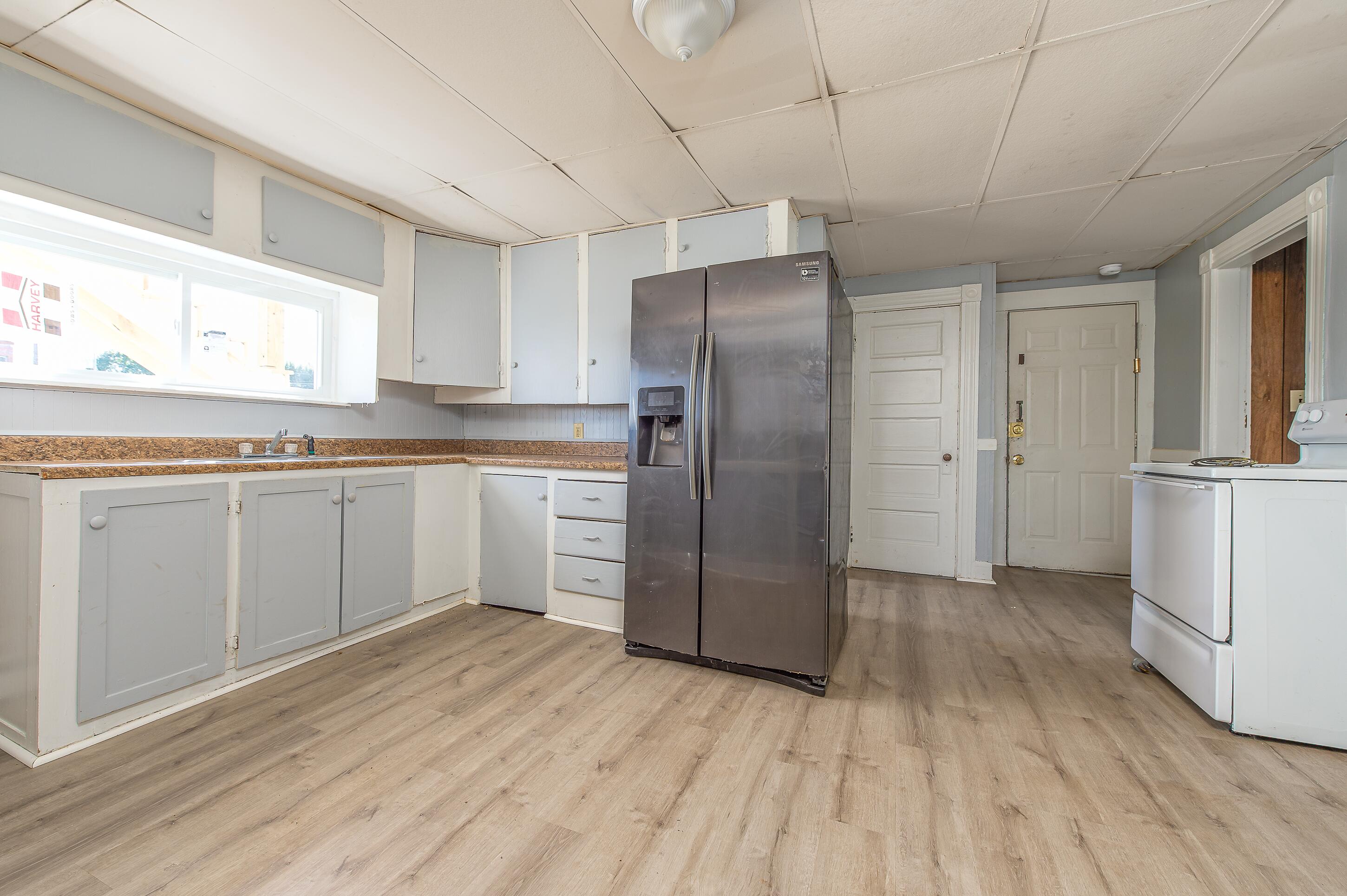 6 Various Addresses Property Photo 27