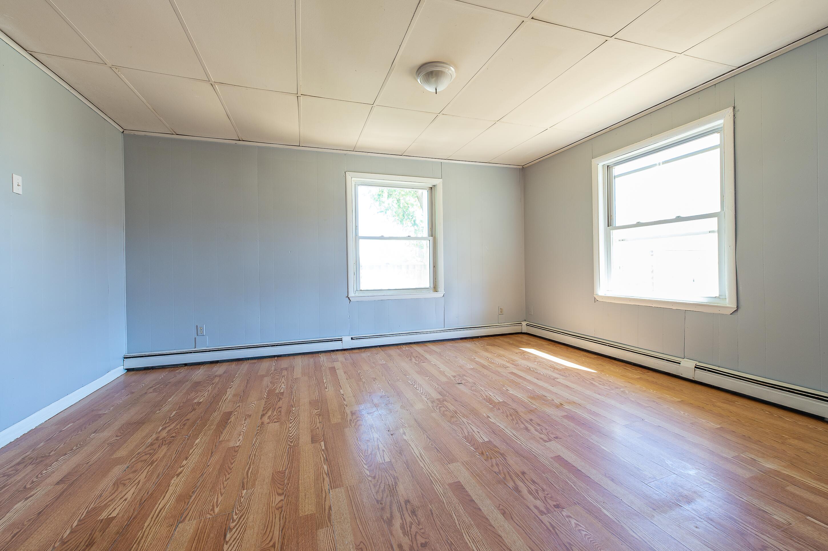 6 Various Addresses Property Photo 28