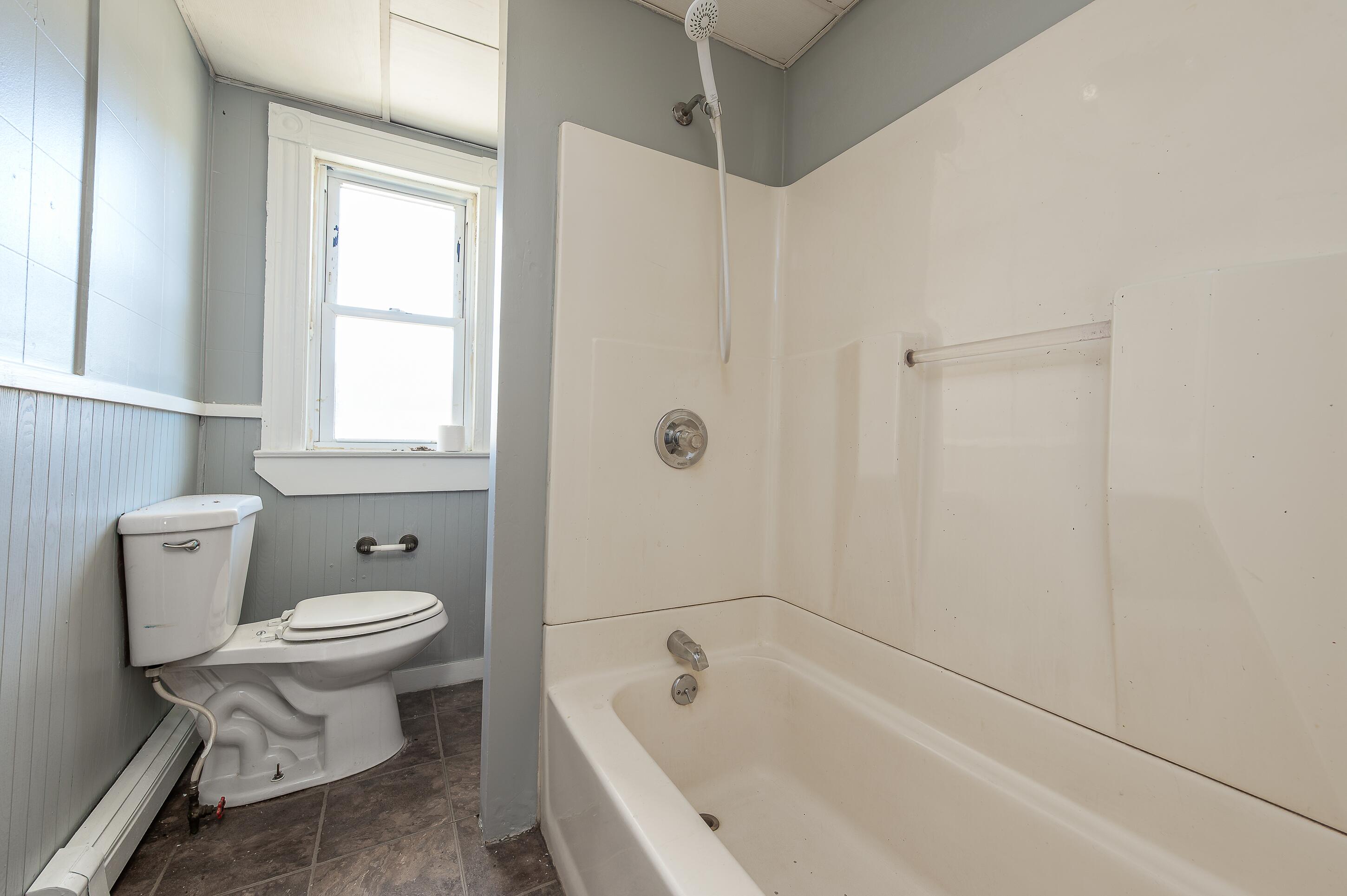 6 Various Addresses Property Photo 32