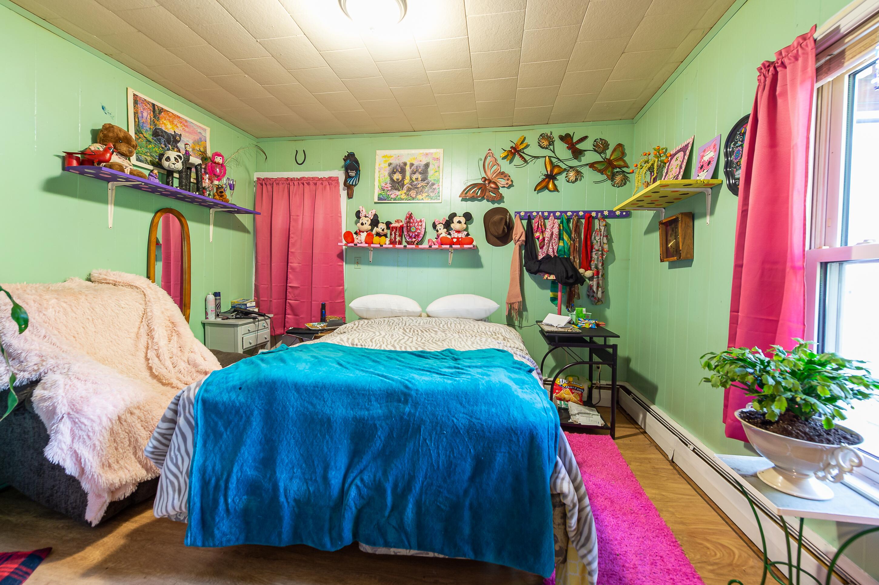 6 Various Addresses Property Photo 38