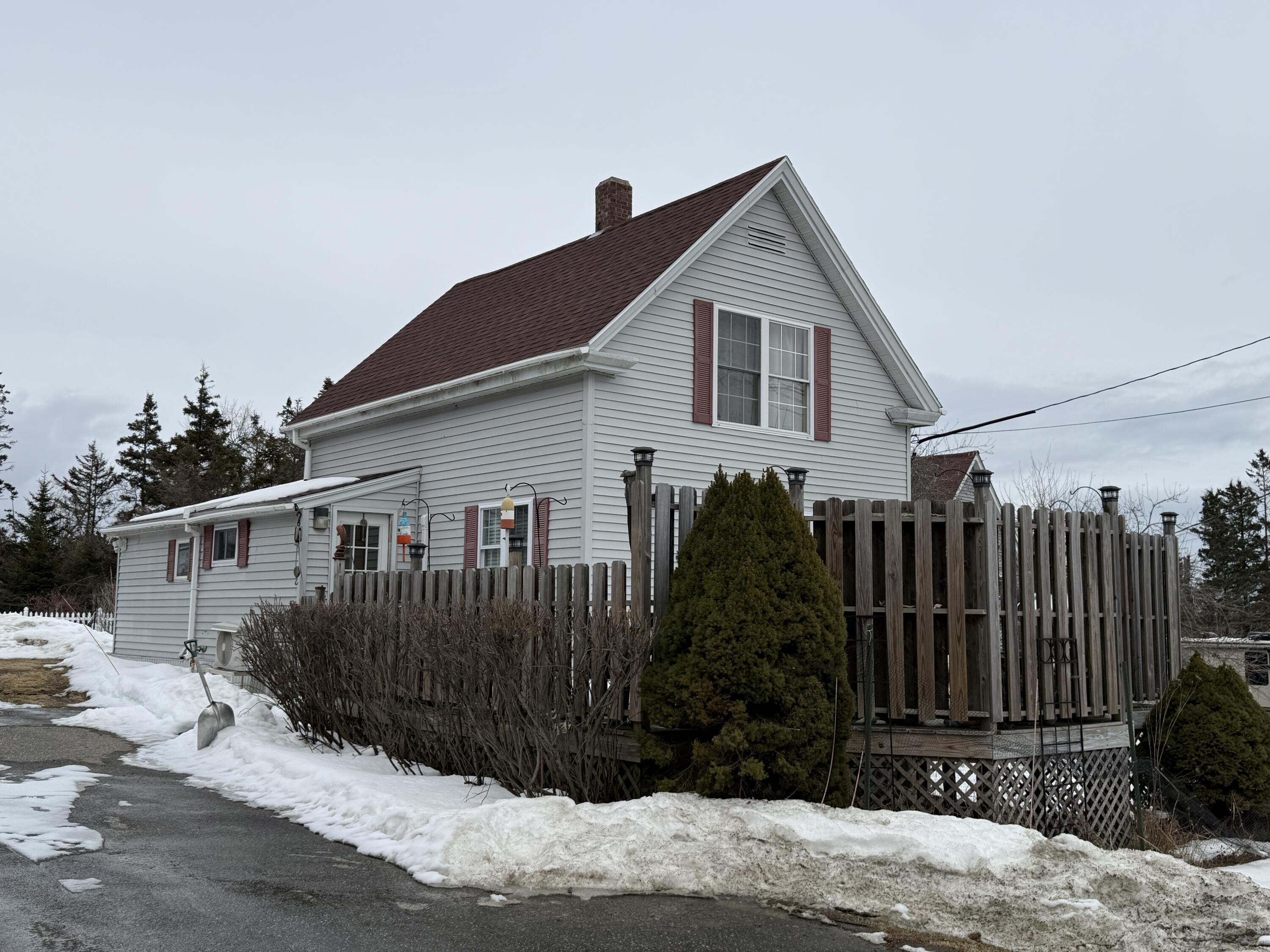 20 Tea Hill Road Property Photo 1