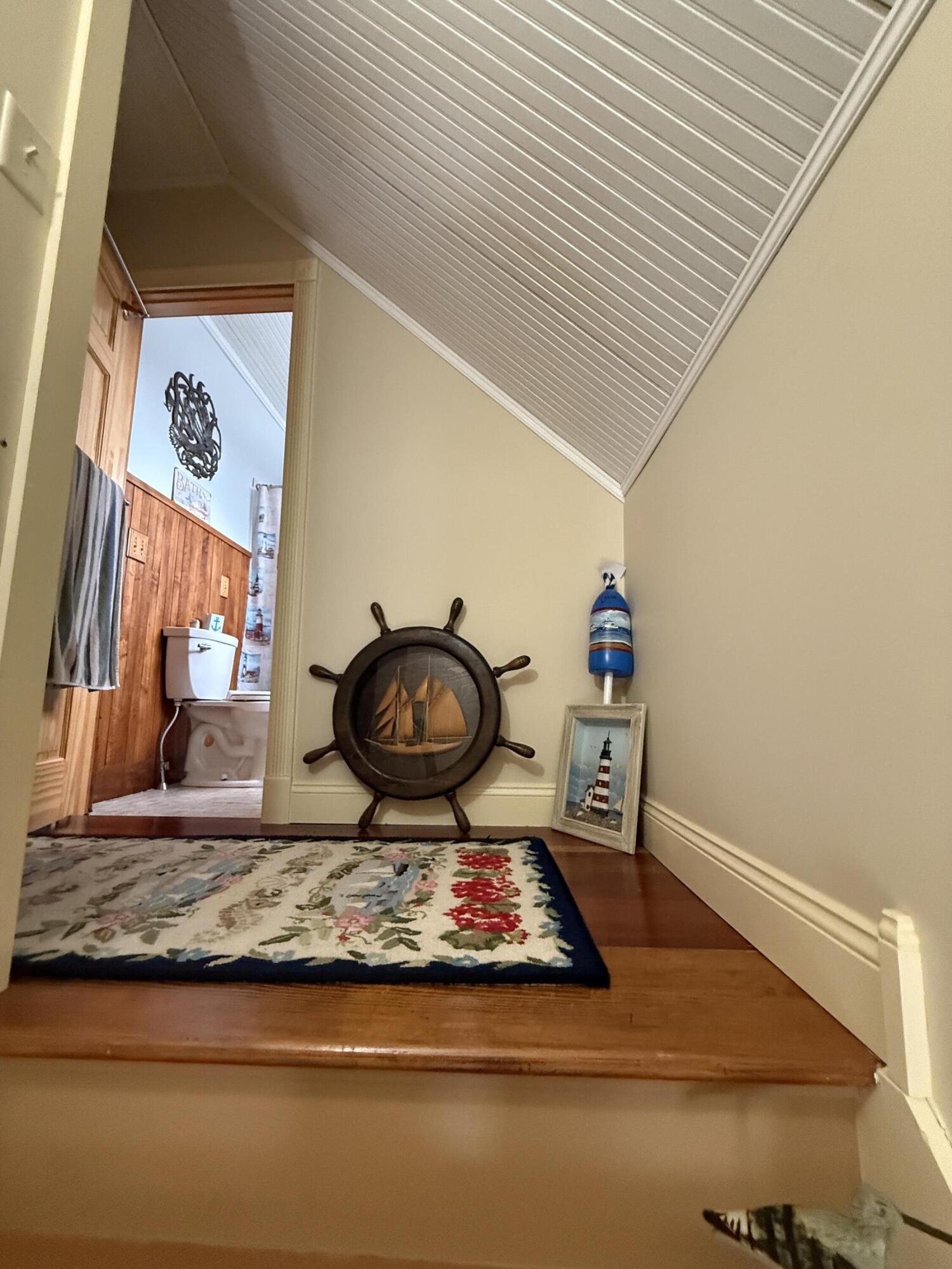 20 Tea Hill Road Property Photo 8