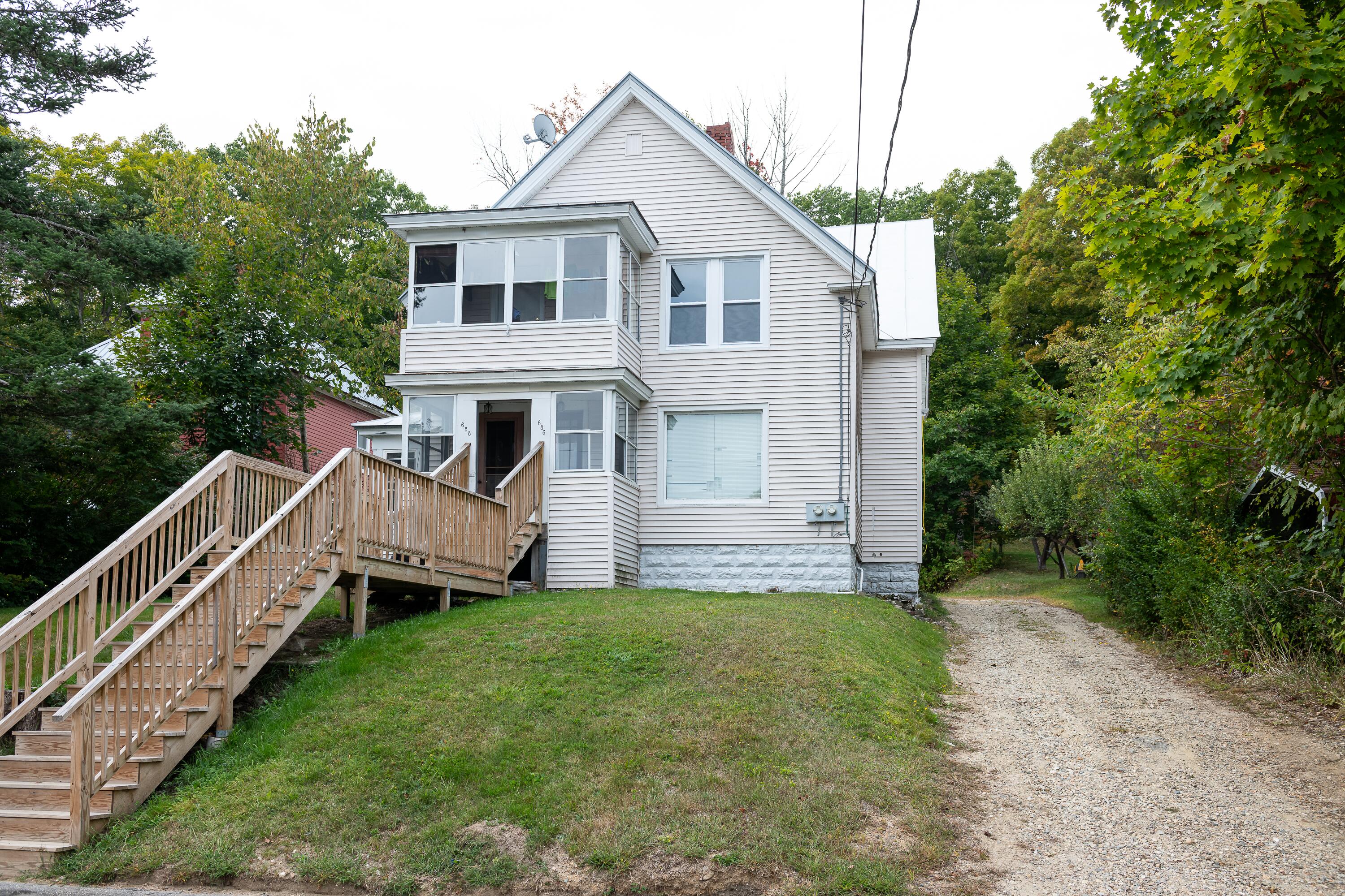 688 Prospect Avenue Property Photo 1