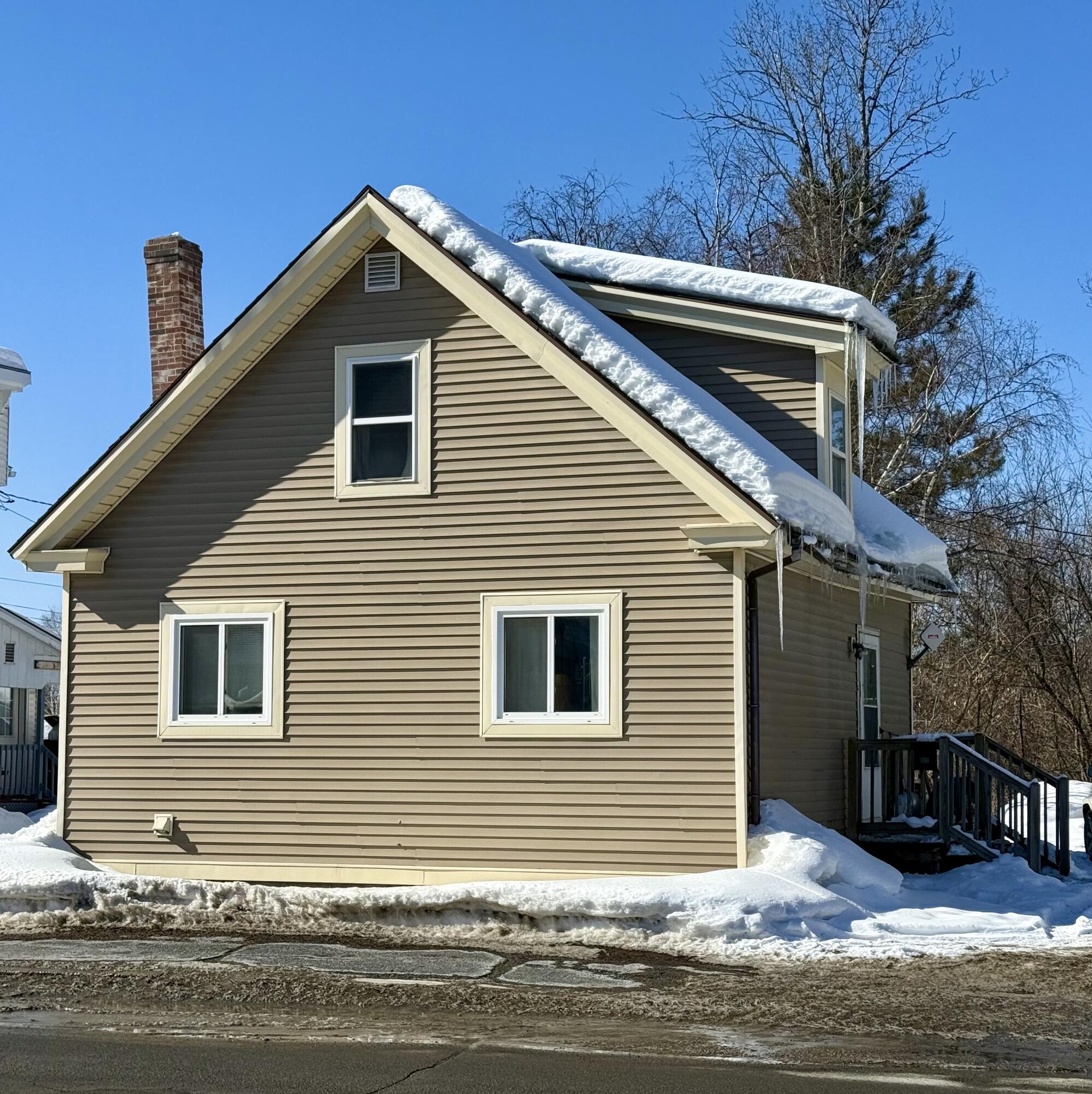 68 E Main Street Property Photo 1