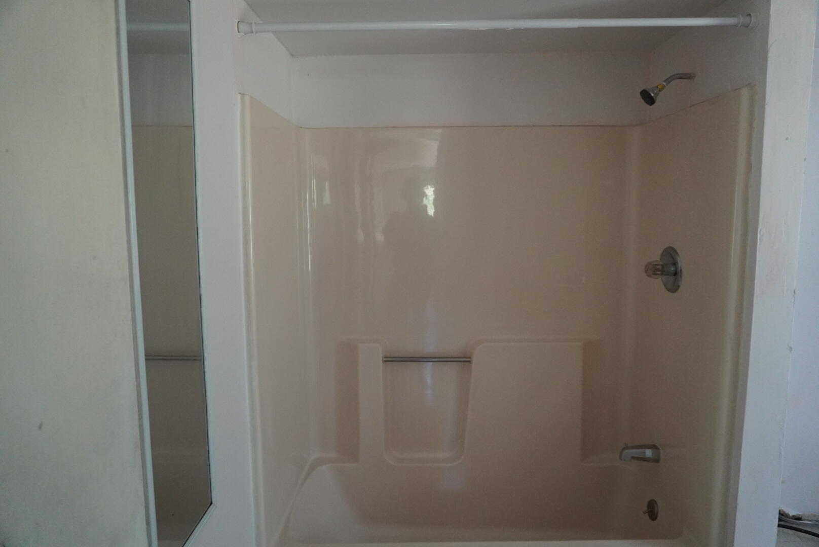1047 Valley Road Property Photo 13