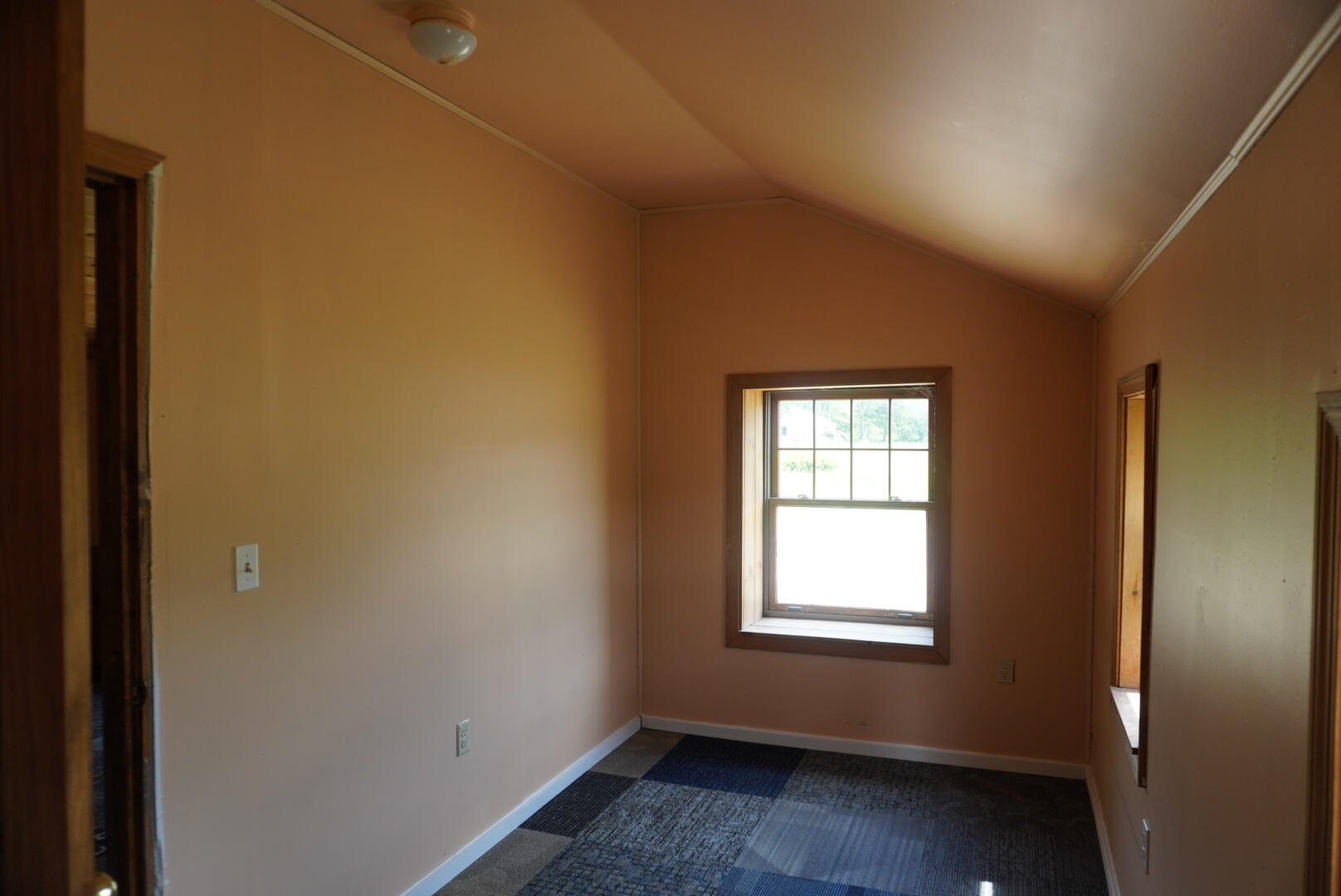 1047 Valley Road Property Photo 20