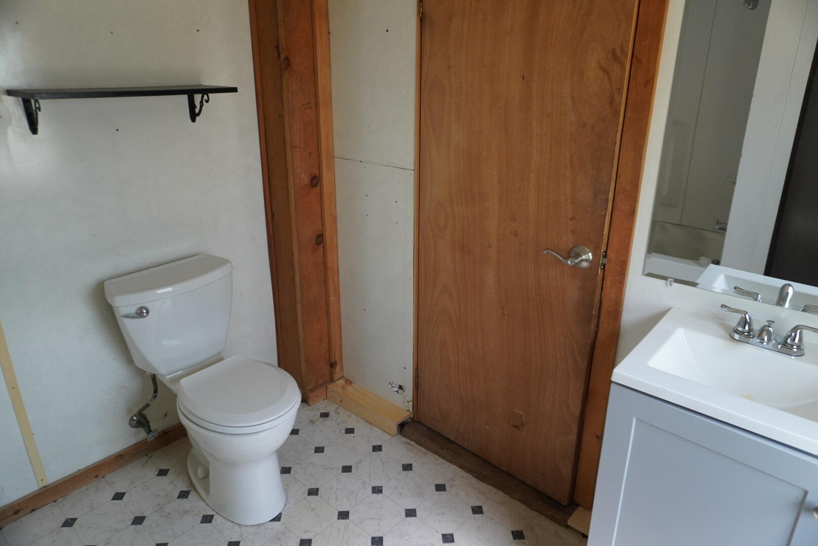 1047 Valley Road Property Photo 23
