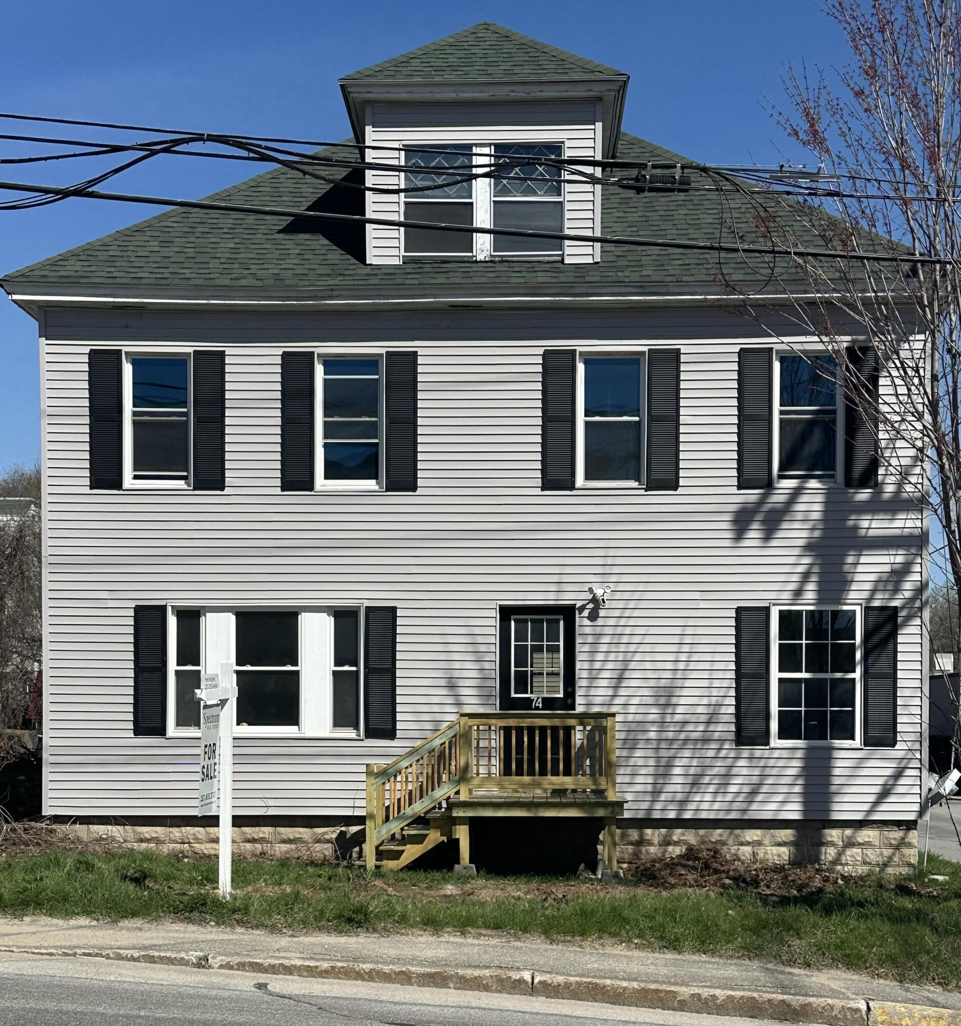 74 Lincoln Avenue Property Photo 1
