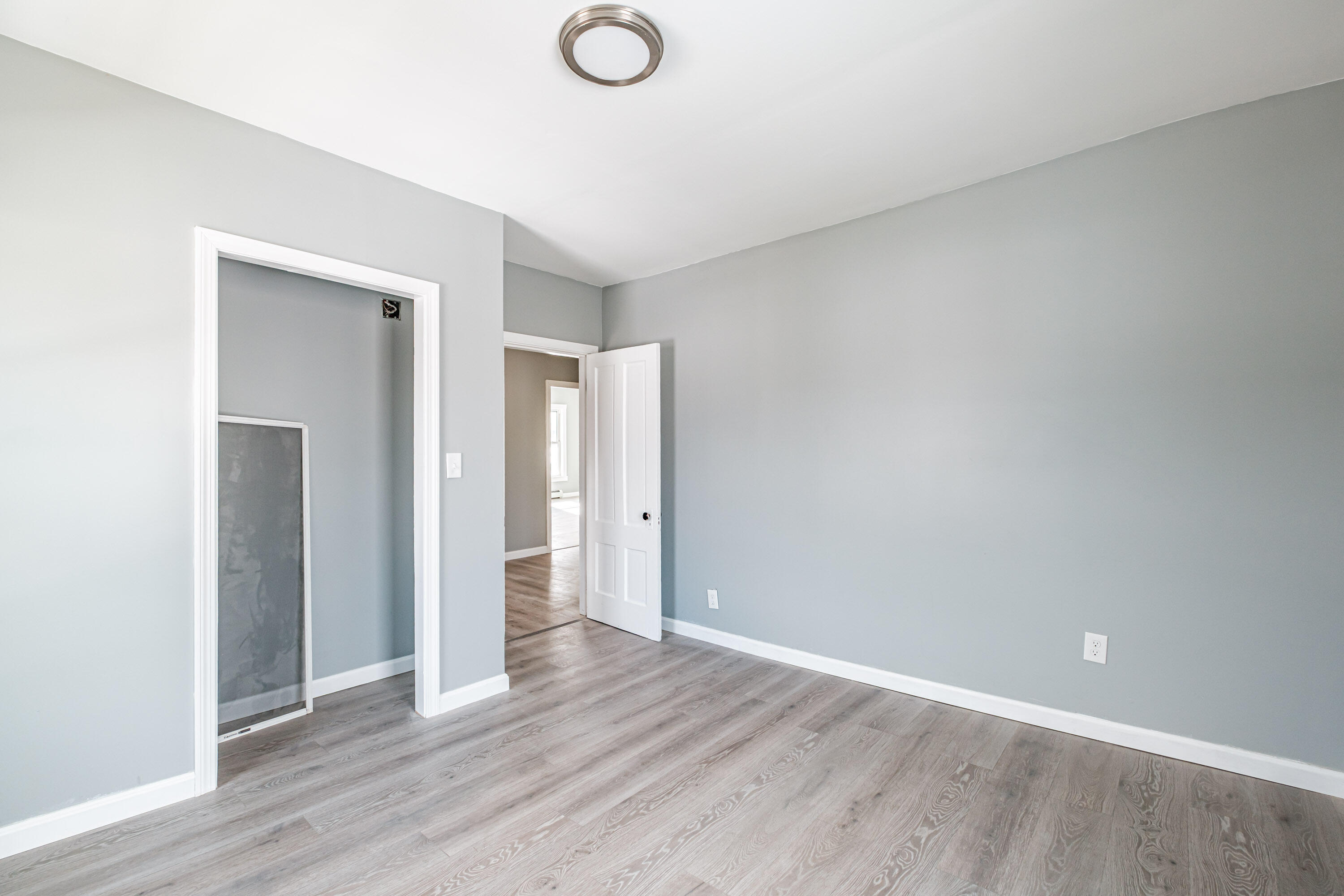 74 Lincoln Avenue Property Photo 32