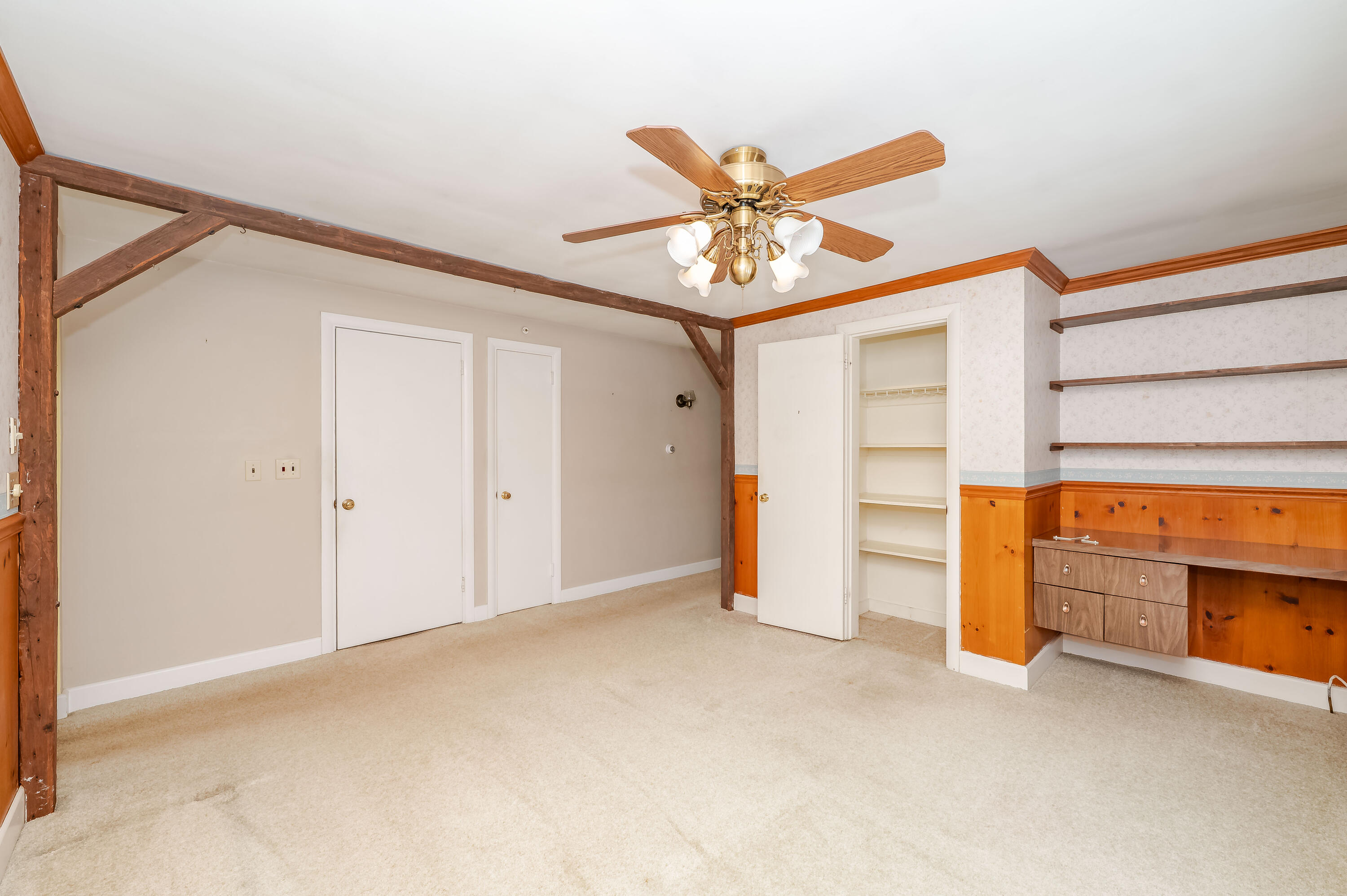 12 Marial Avenue Property Photo 16