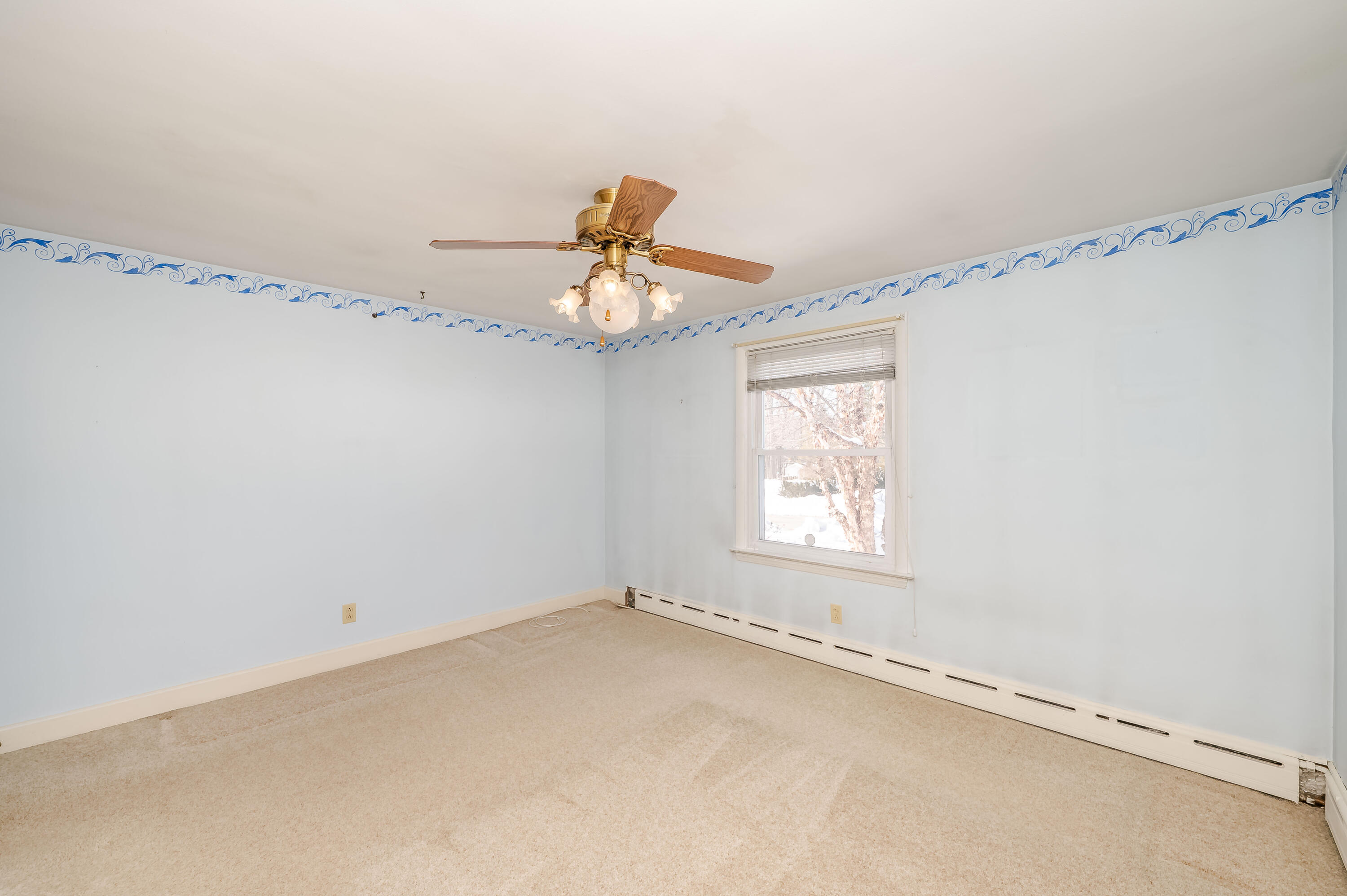 12 Marial Avenue Property Photo 27