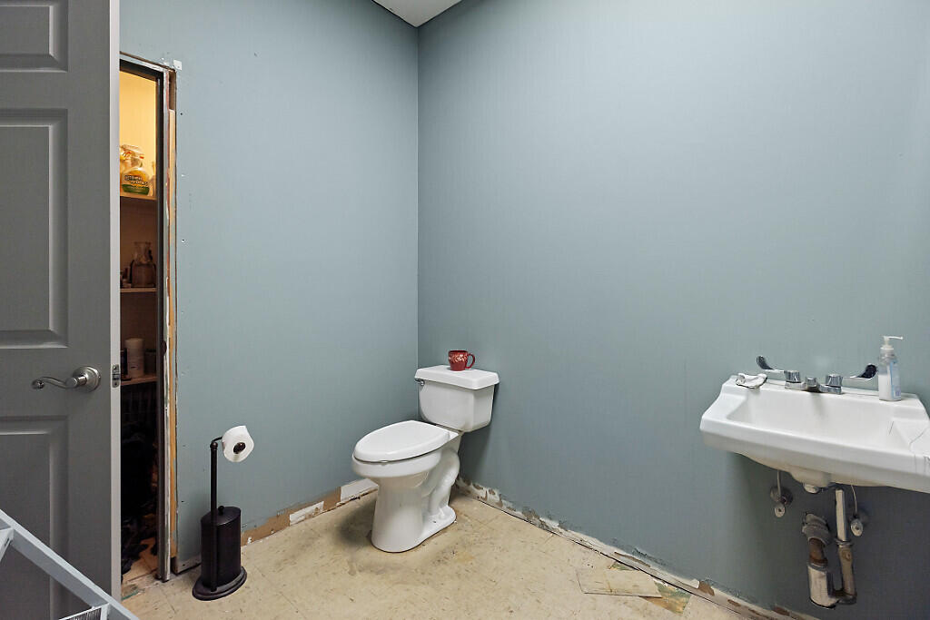 2 Bangor Street Property Photo 26