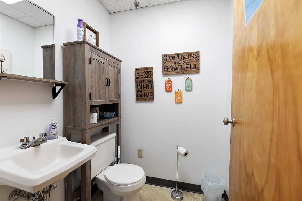 2 Bangor Street Property Photo 81