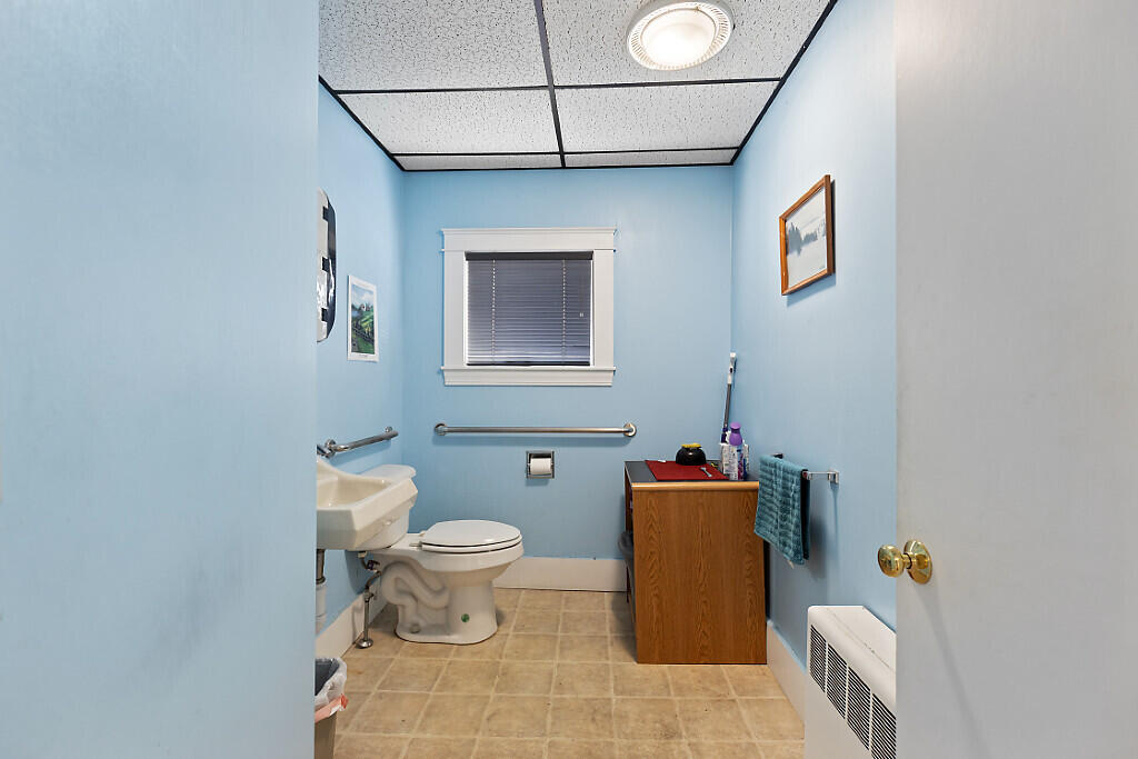 2 Bangor Street Property Photo 117