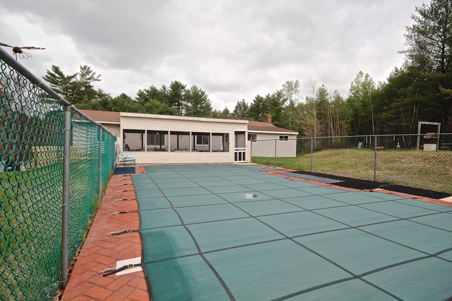 21 Hillside Avenue Property Photo 9