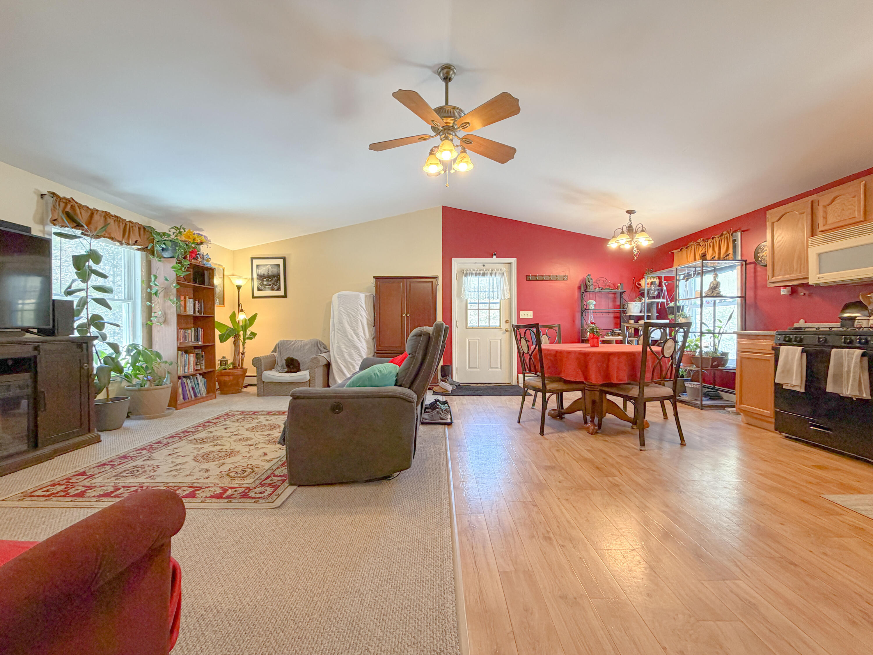 21 Hillside Avenue Property Photo 10