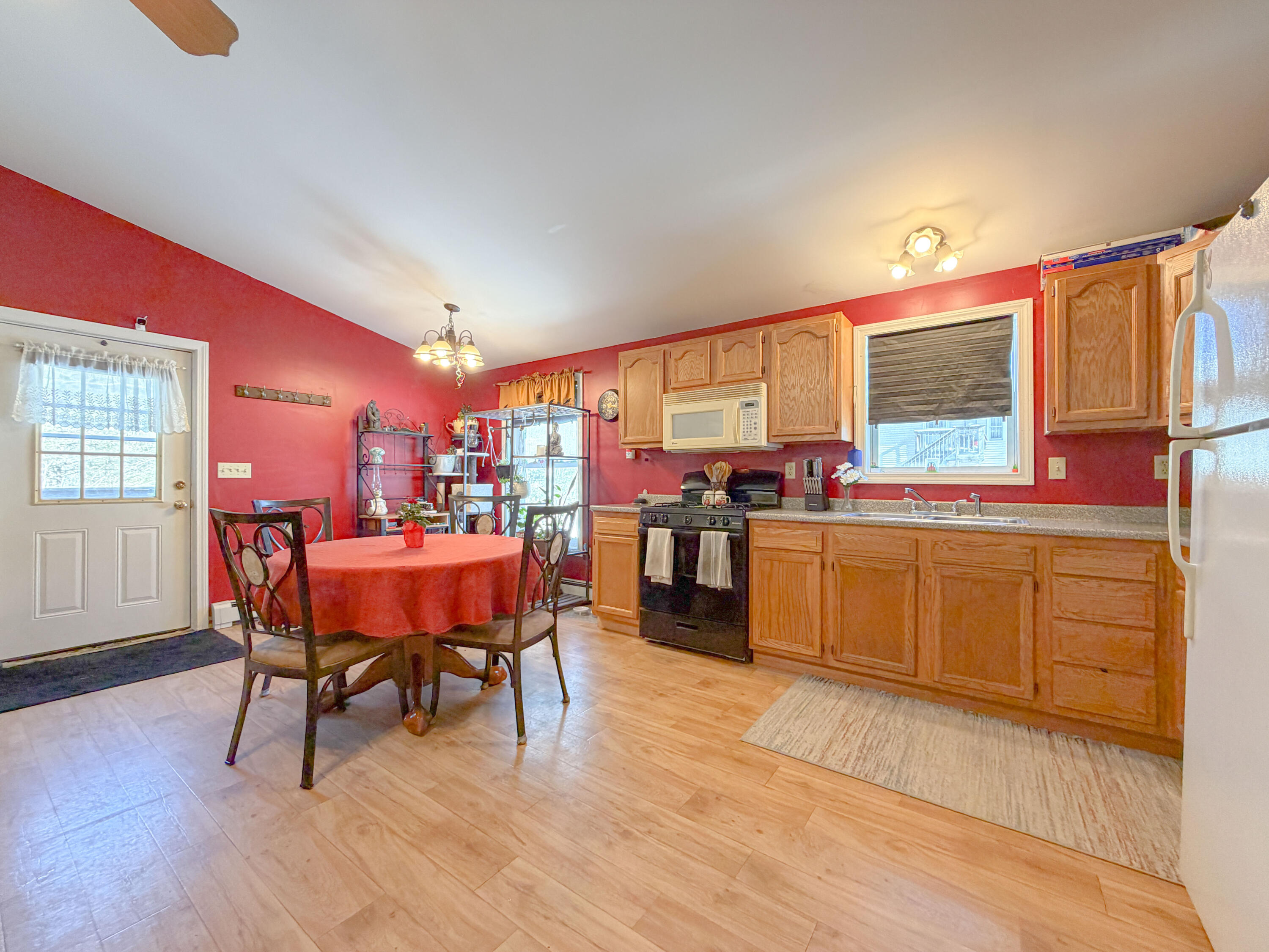 21 Hillside Avenue Property Photo 11