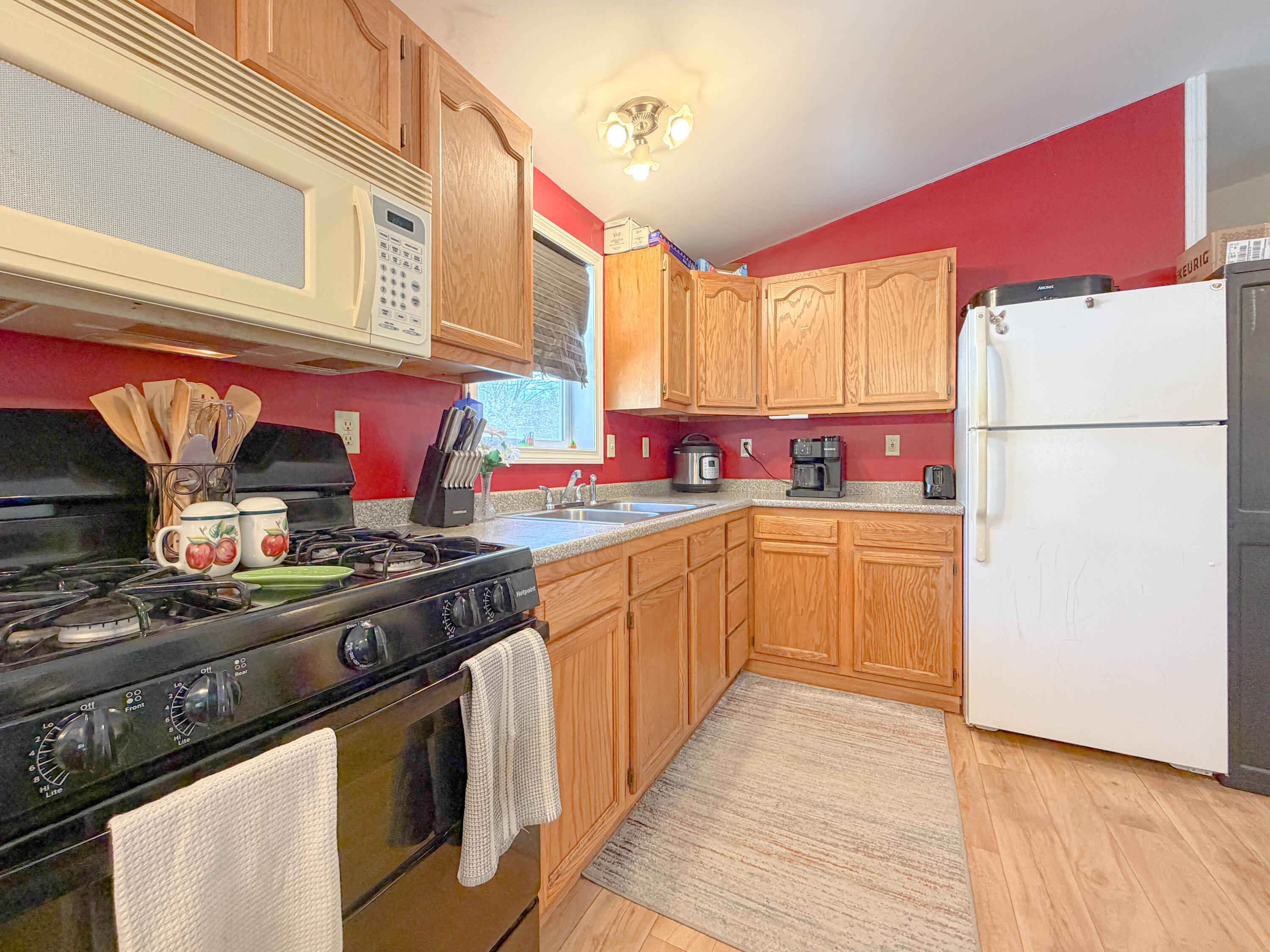 21 Hillside Avenue Property Photo 16