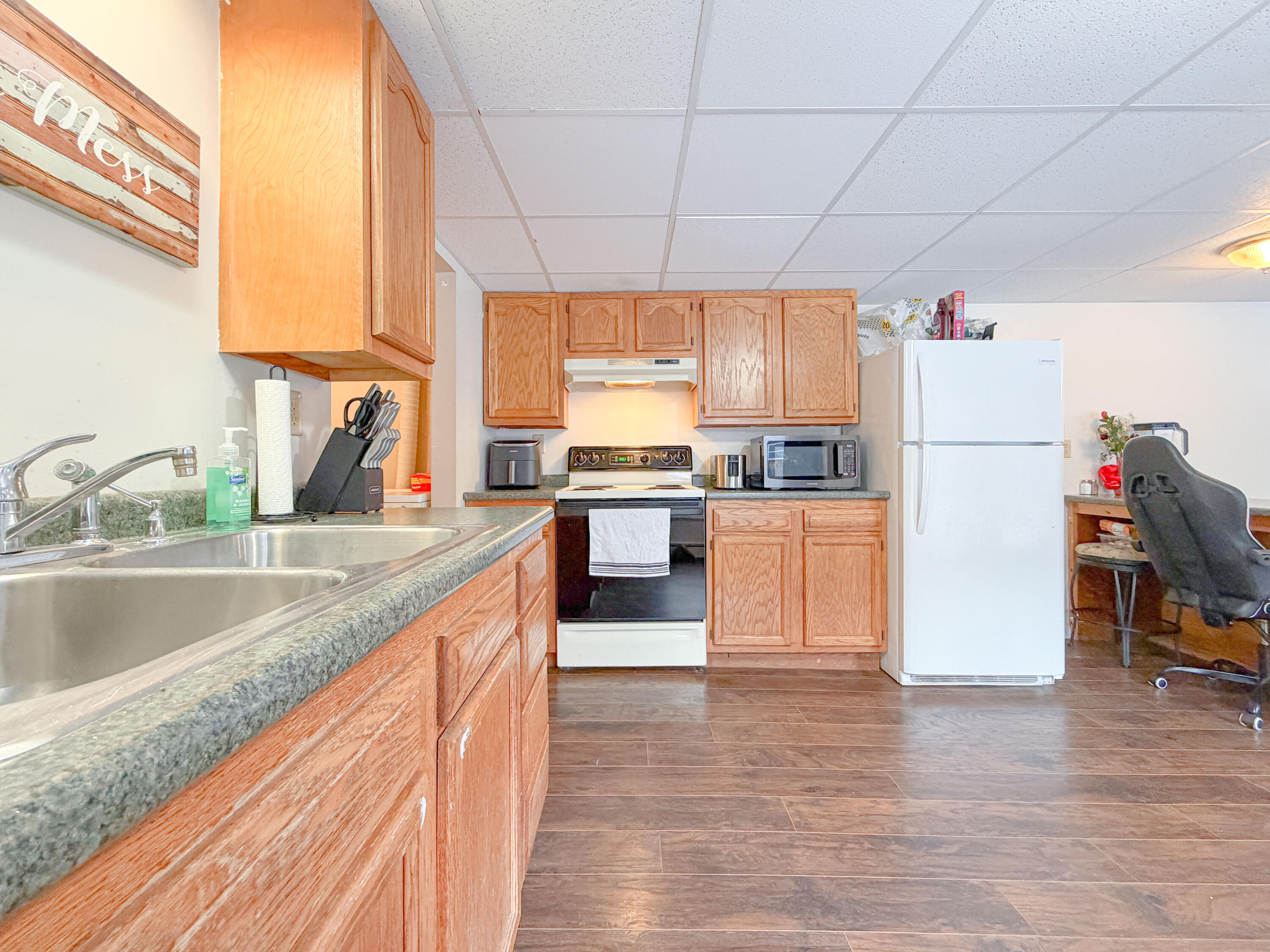 21 Hillside Avenue Property Photo 79