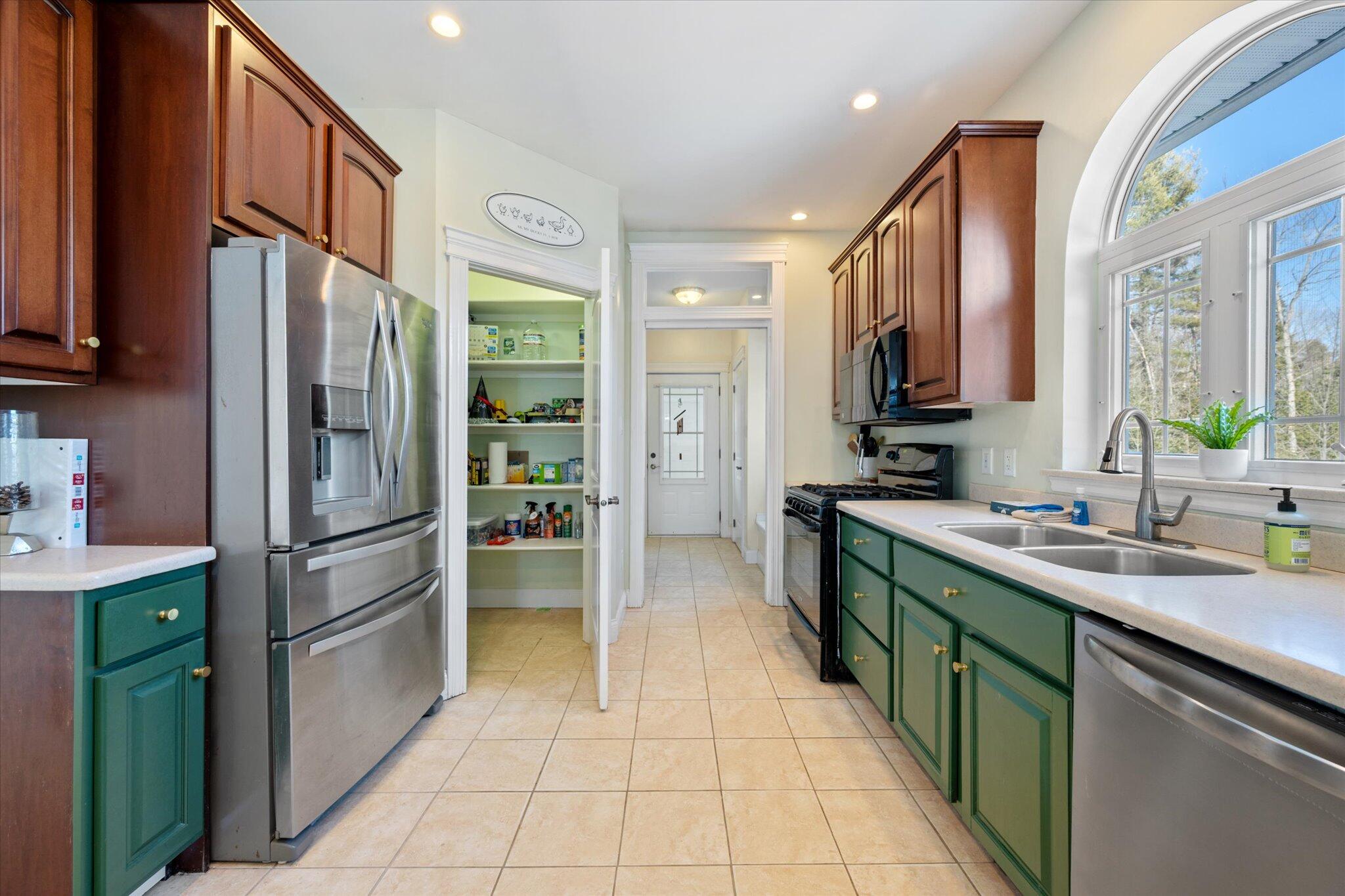 630 South Road Property Photo 16