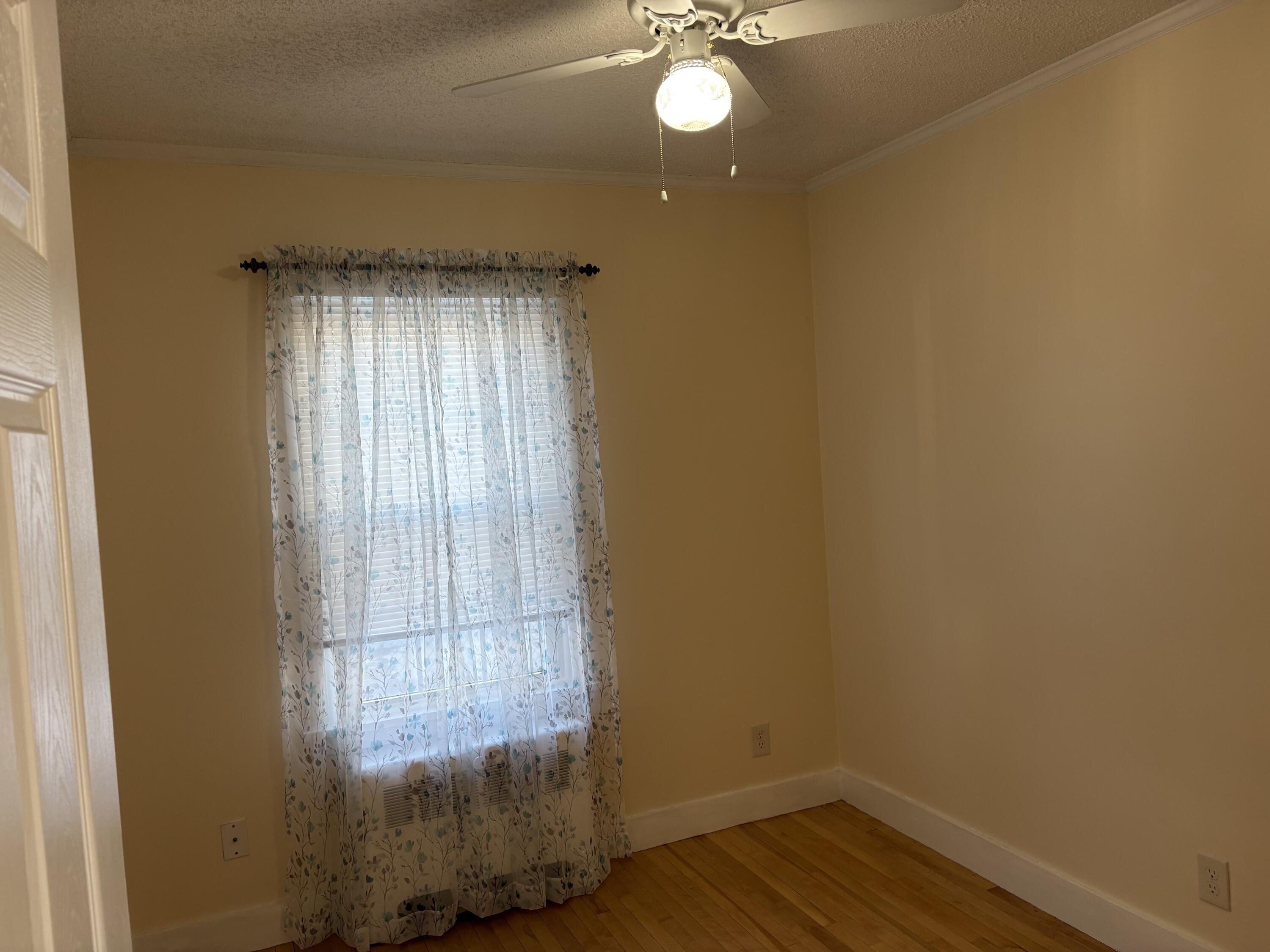 8 St John Street Property Photo 11