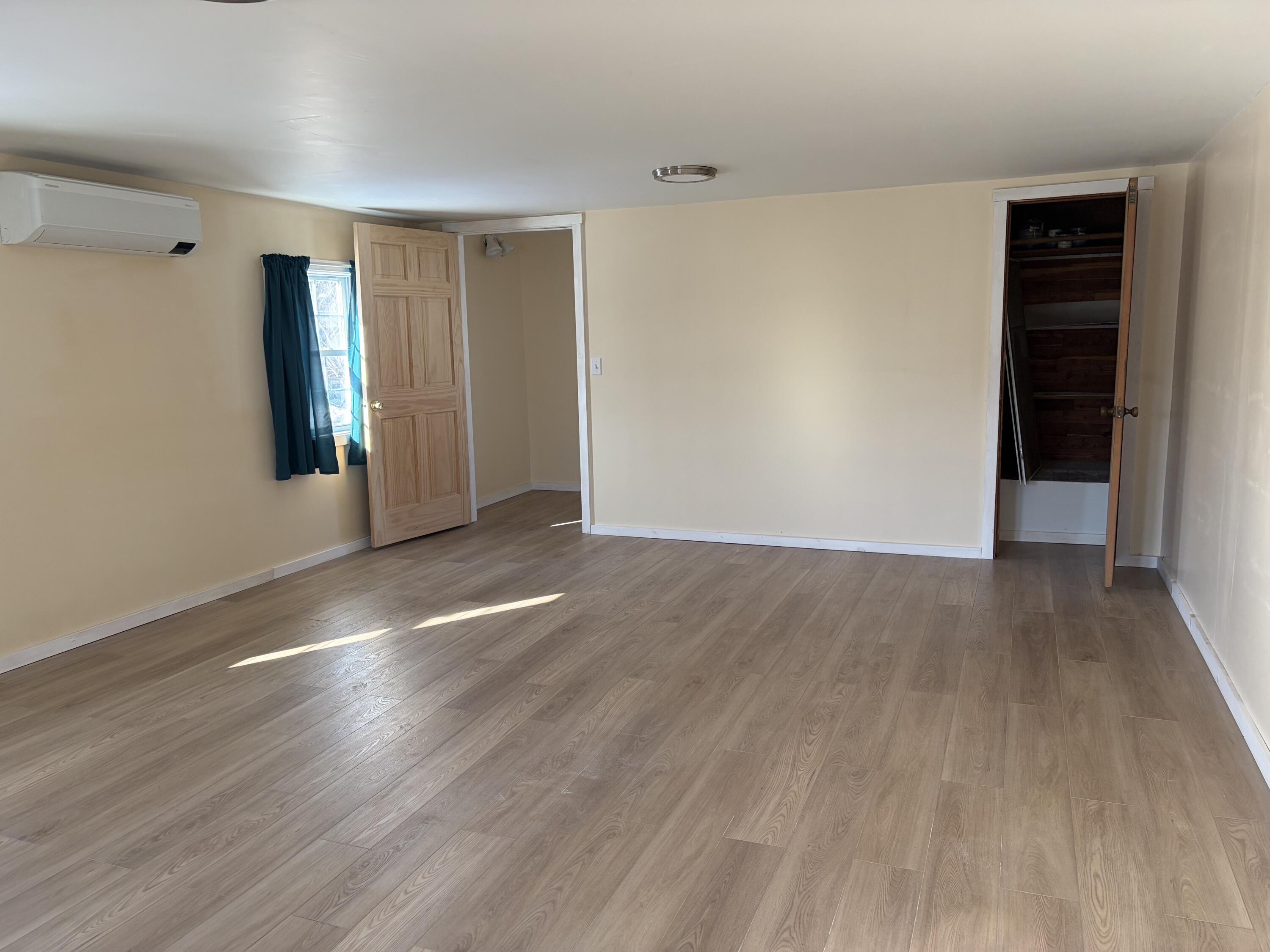 8 St John Street Property Photo 20