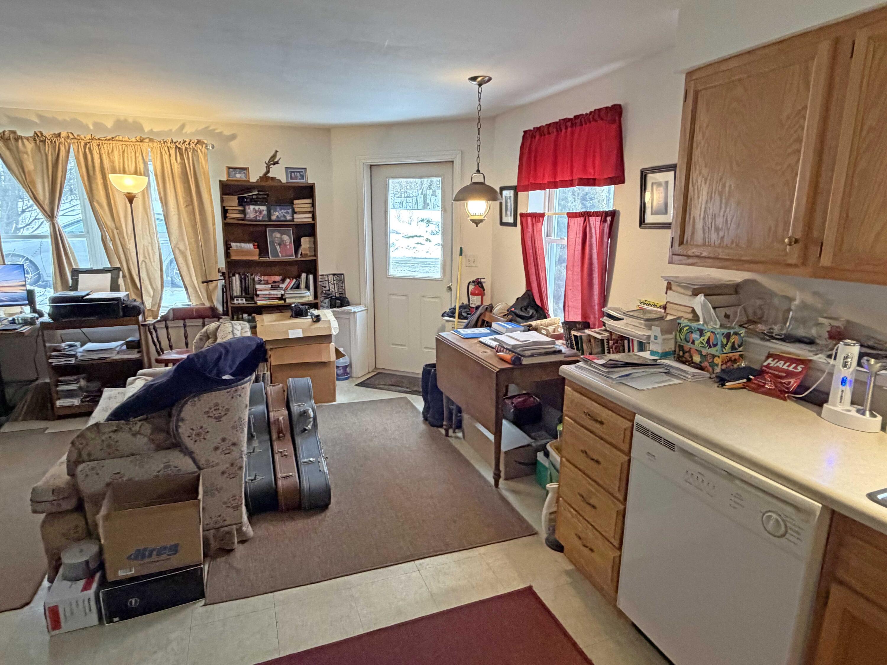 62 Spring Street Property Photo 11