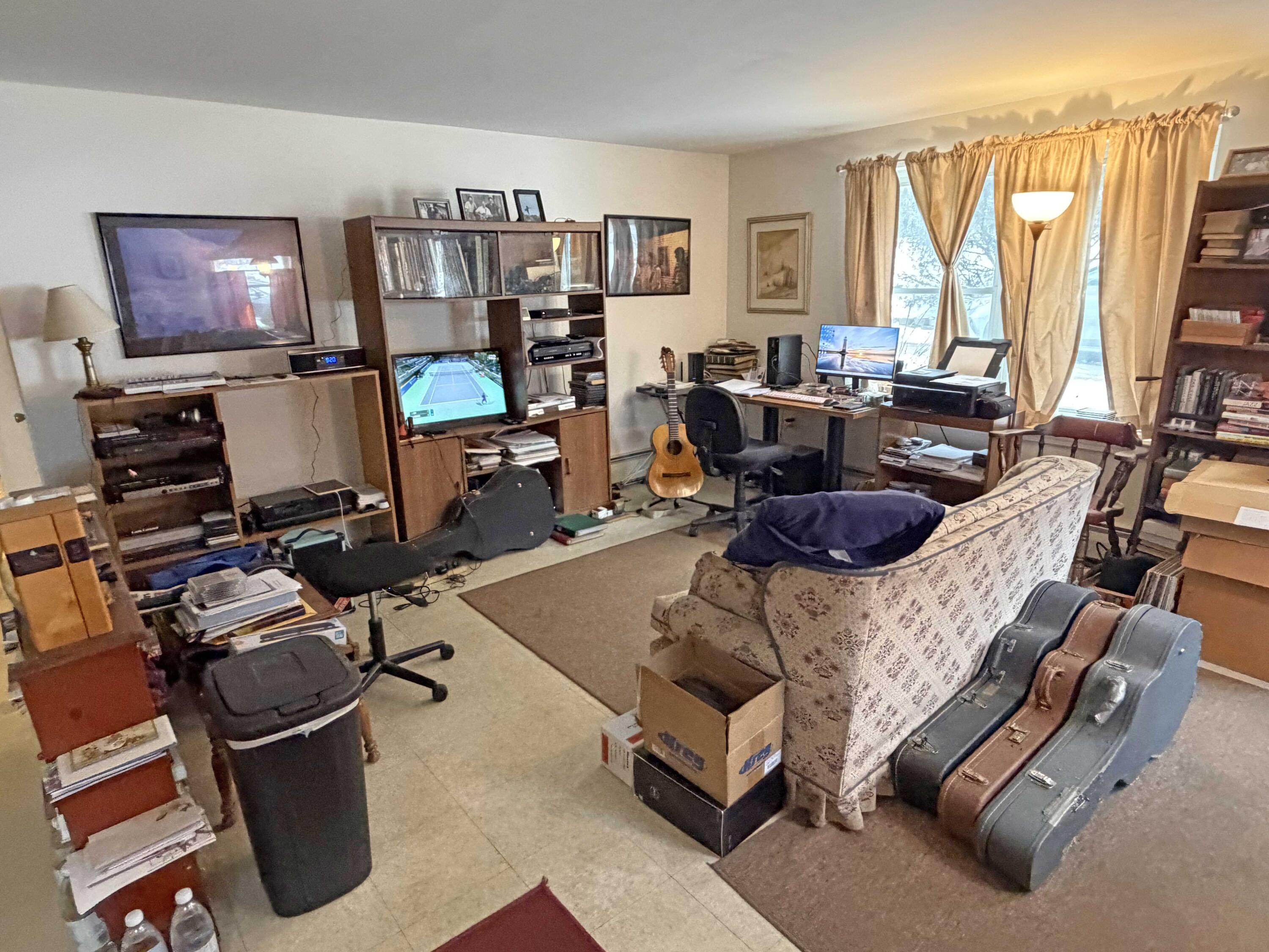 62 Spring Street Property Photo 12