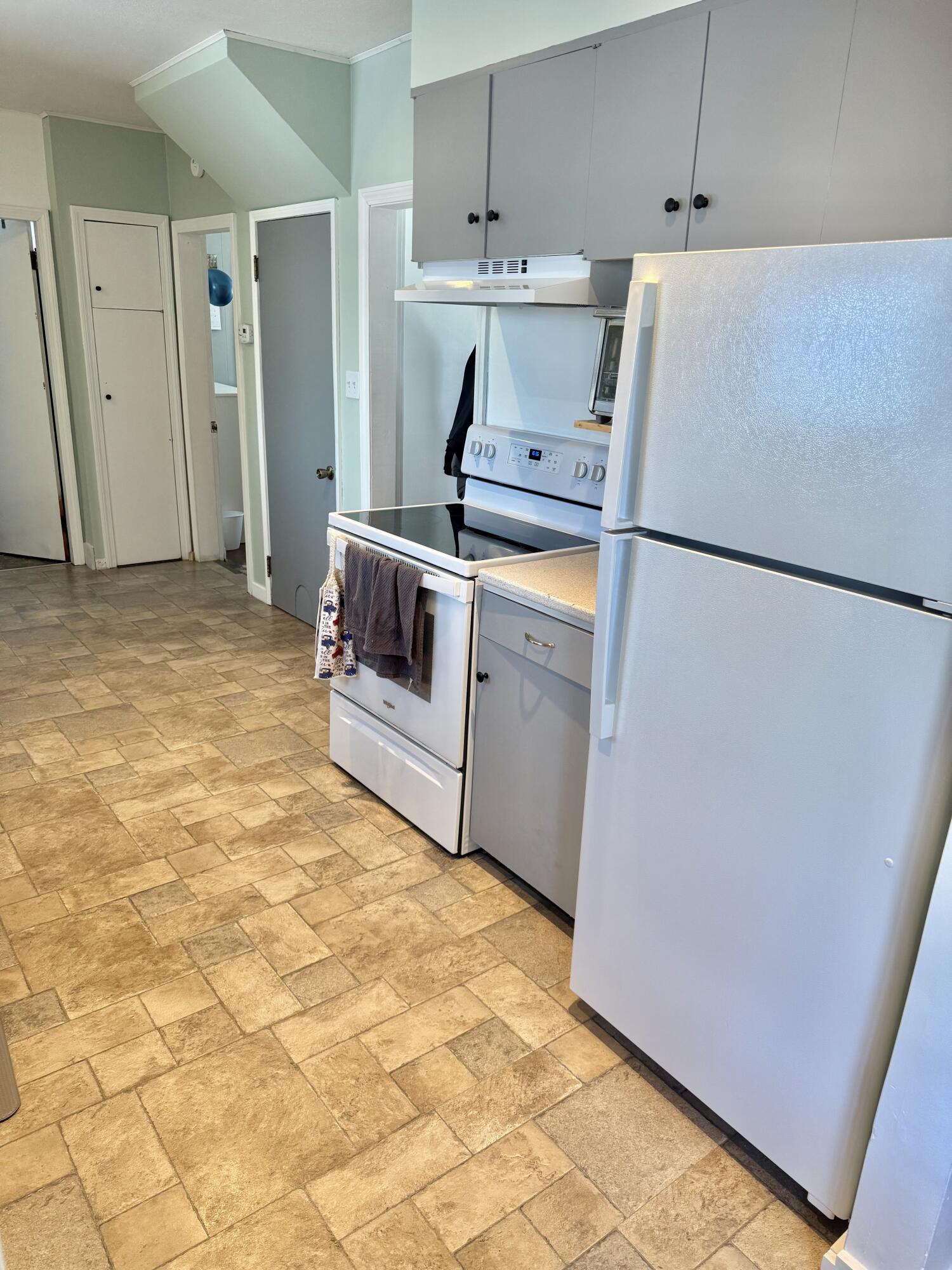 362 Saint Thomas Street Property Photo 13