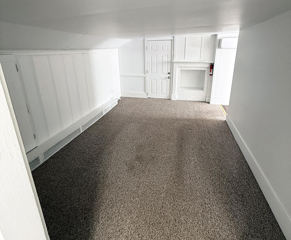90 Broadturn Road 1 Property Photo 8