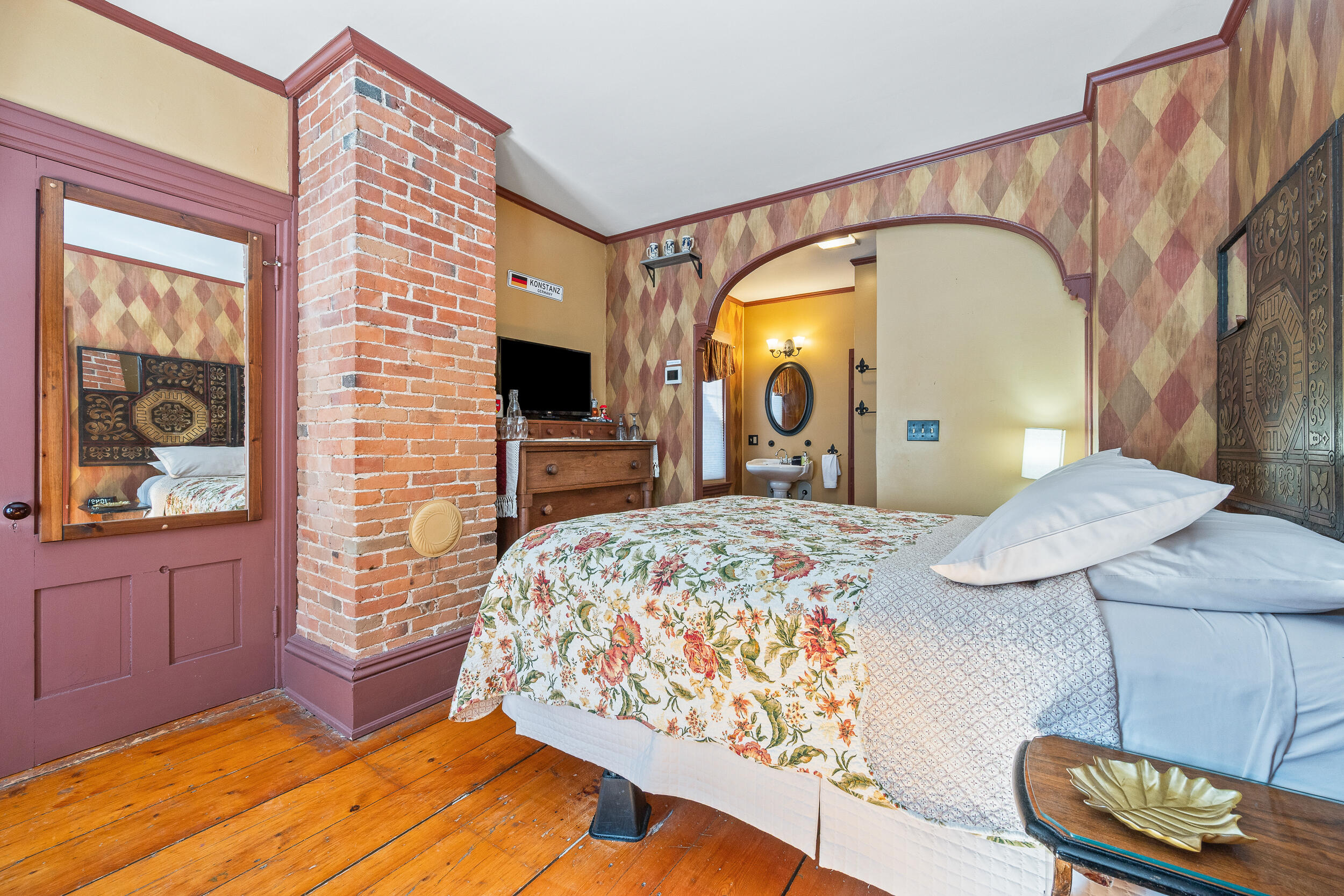 27 Elm Street Property Photo 44