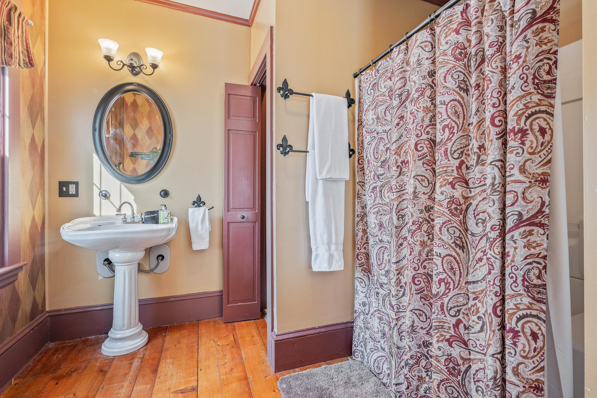 27 Elm Street Property Photo 45