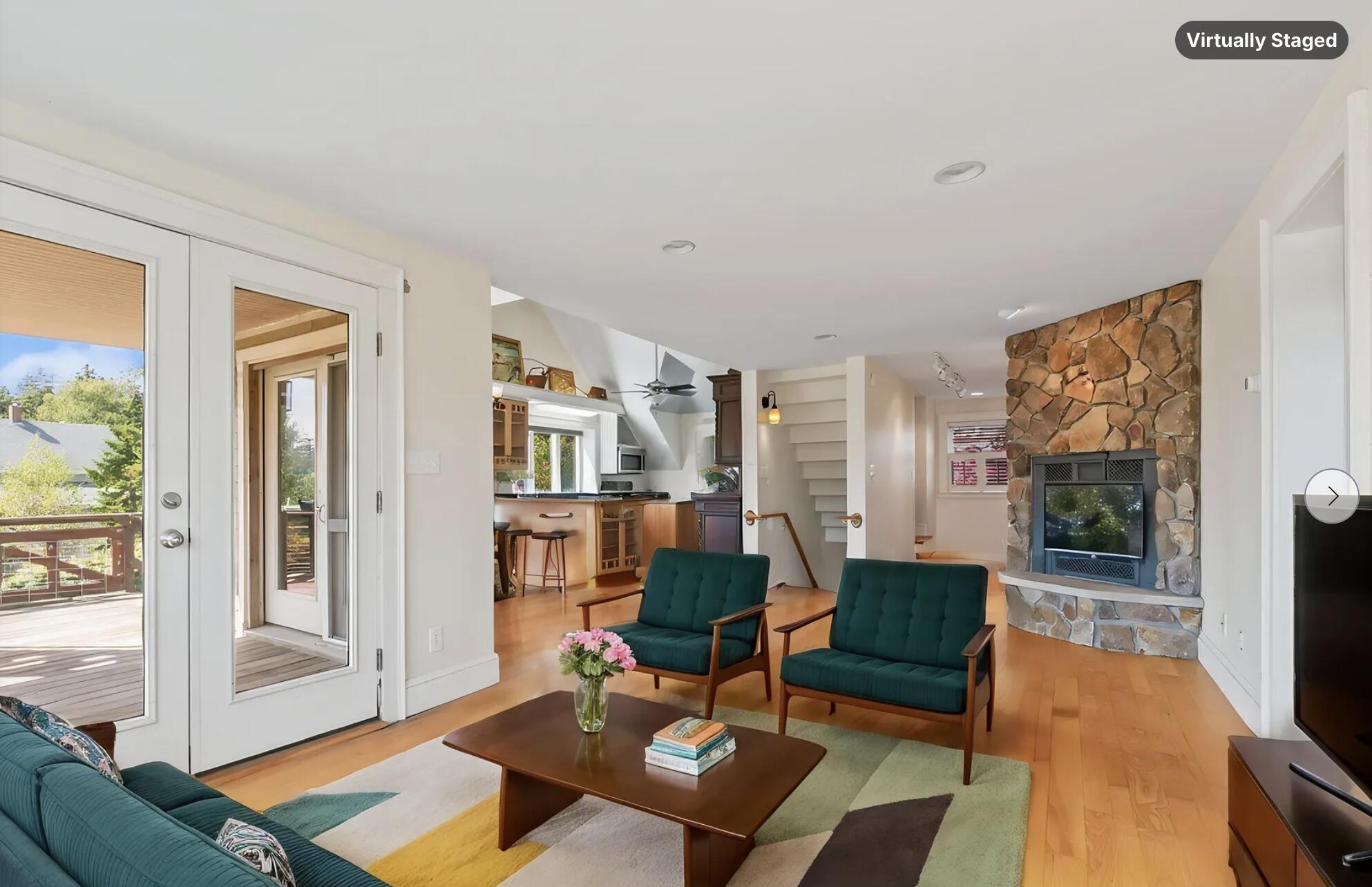 19 Hugh Av Hugh Avenue Property Photo 7