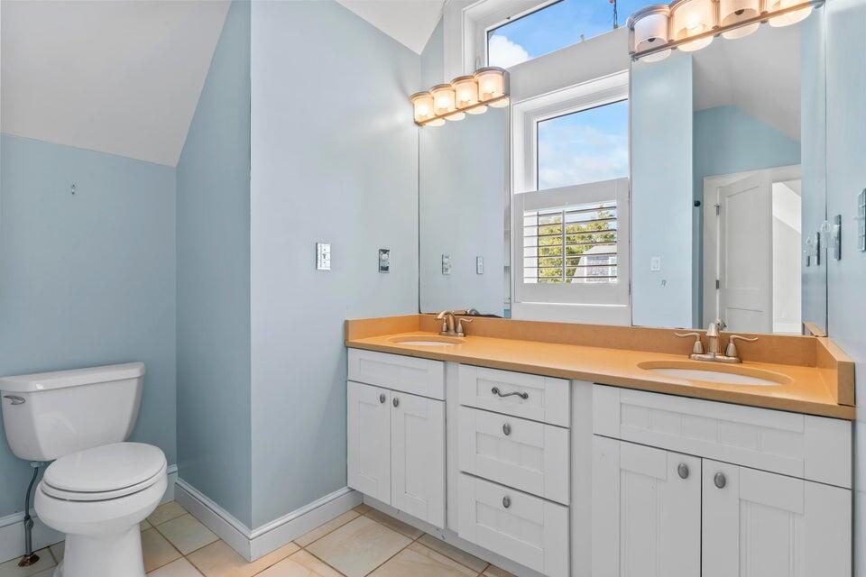 19 Hugh Av Hugh Avenue Property Photo 25