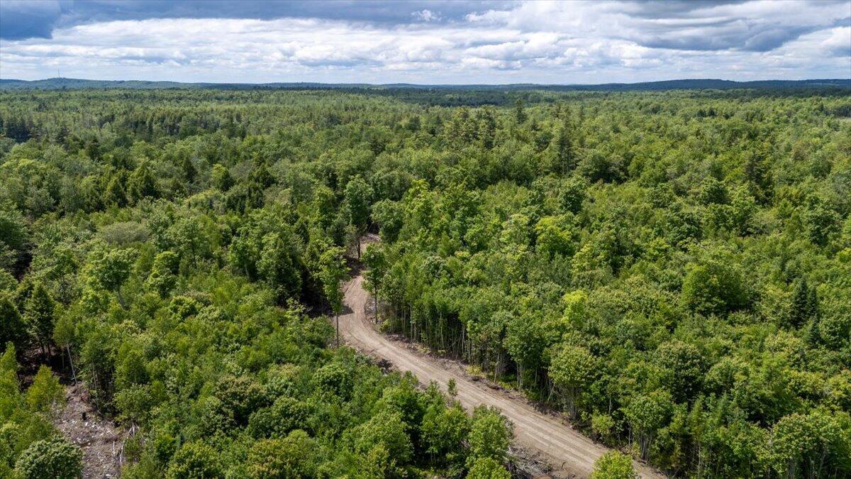 585 Waldoboro Road Property Photo 3