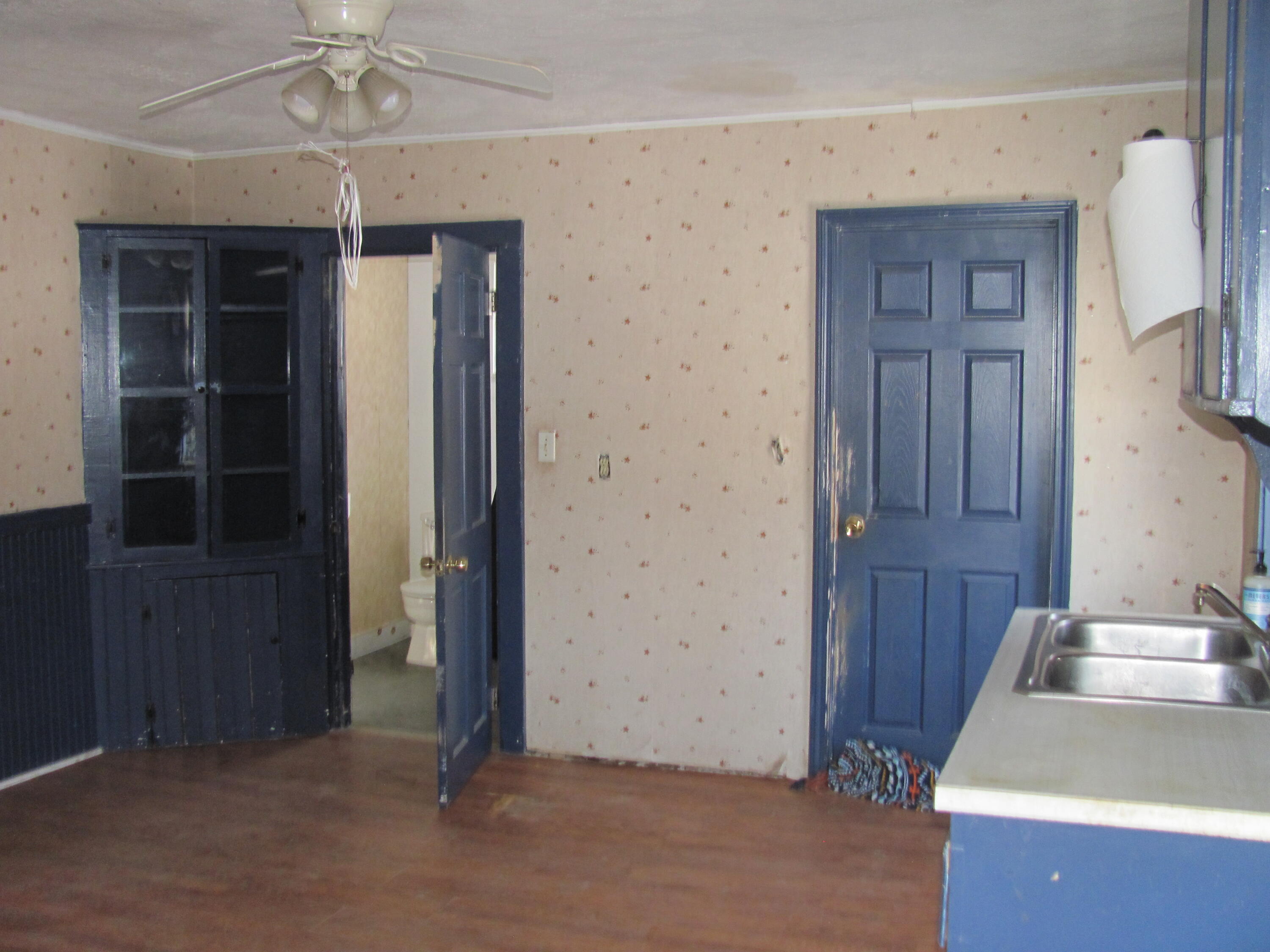 1 Hall Street Property Photo 3