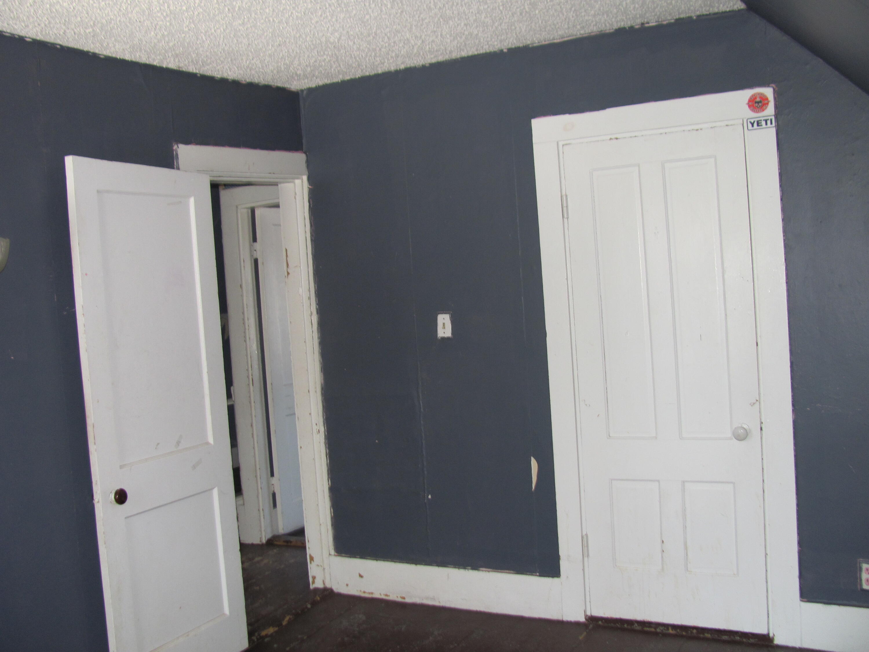 1 Hall Street Property Photo 19