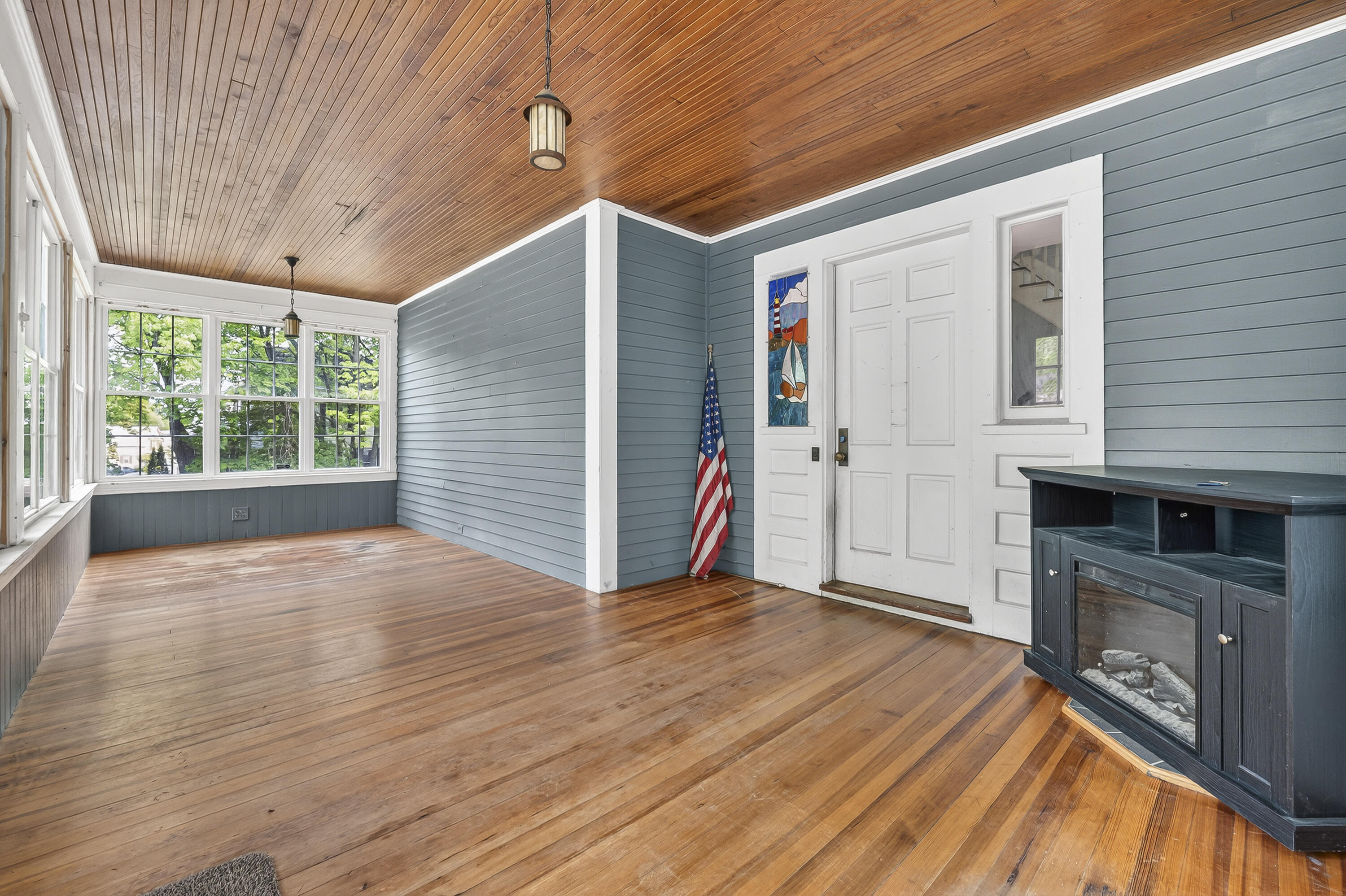 8 Prospect Street Property Photo 9