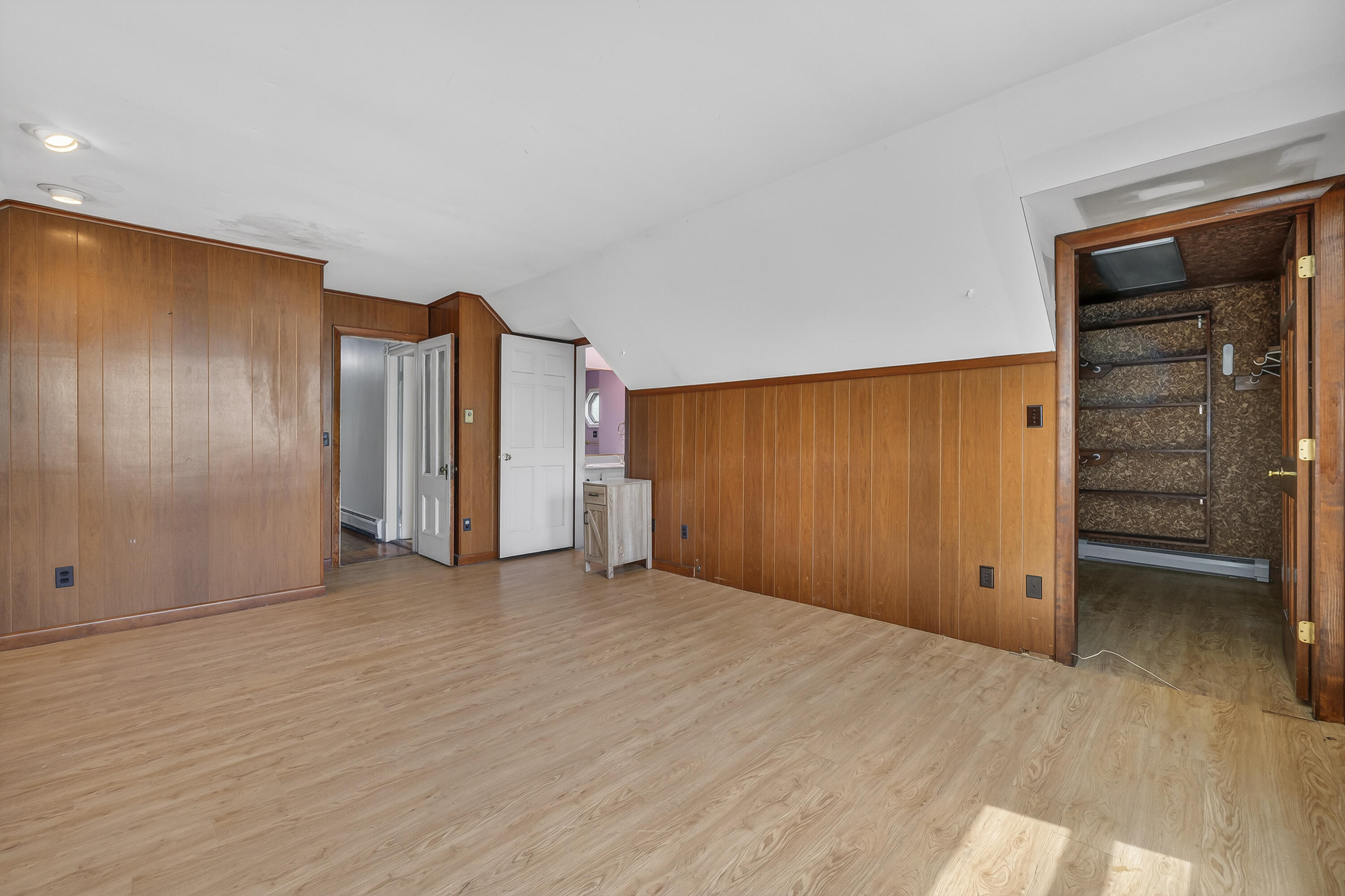 8 Prospect Street Property Photo 33